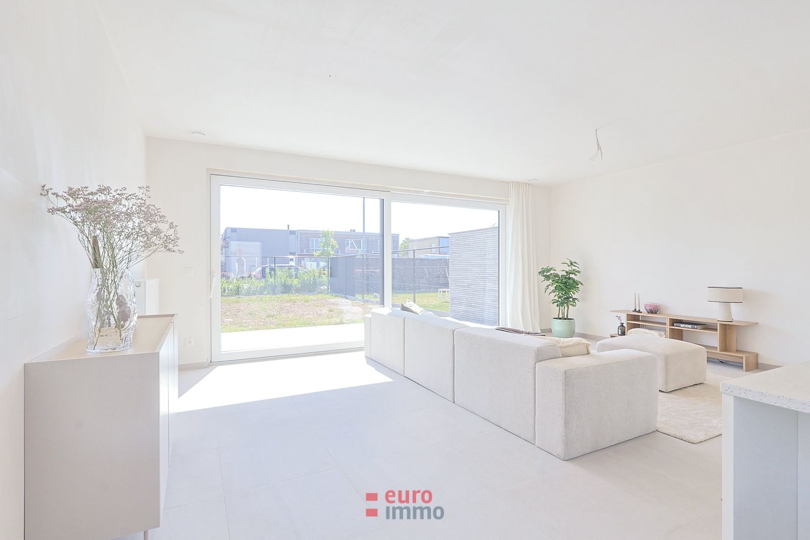 Luxueuze nieuwbouwwoning op centrale locatie in Torhout! foto 5