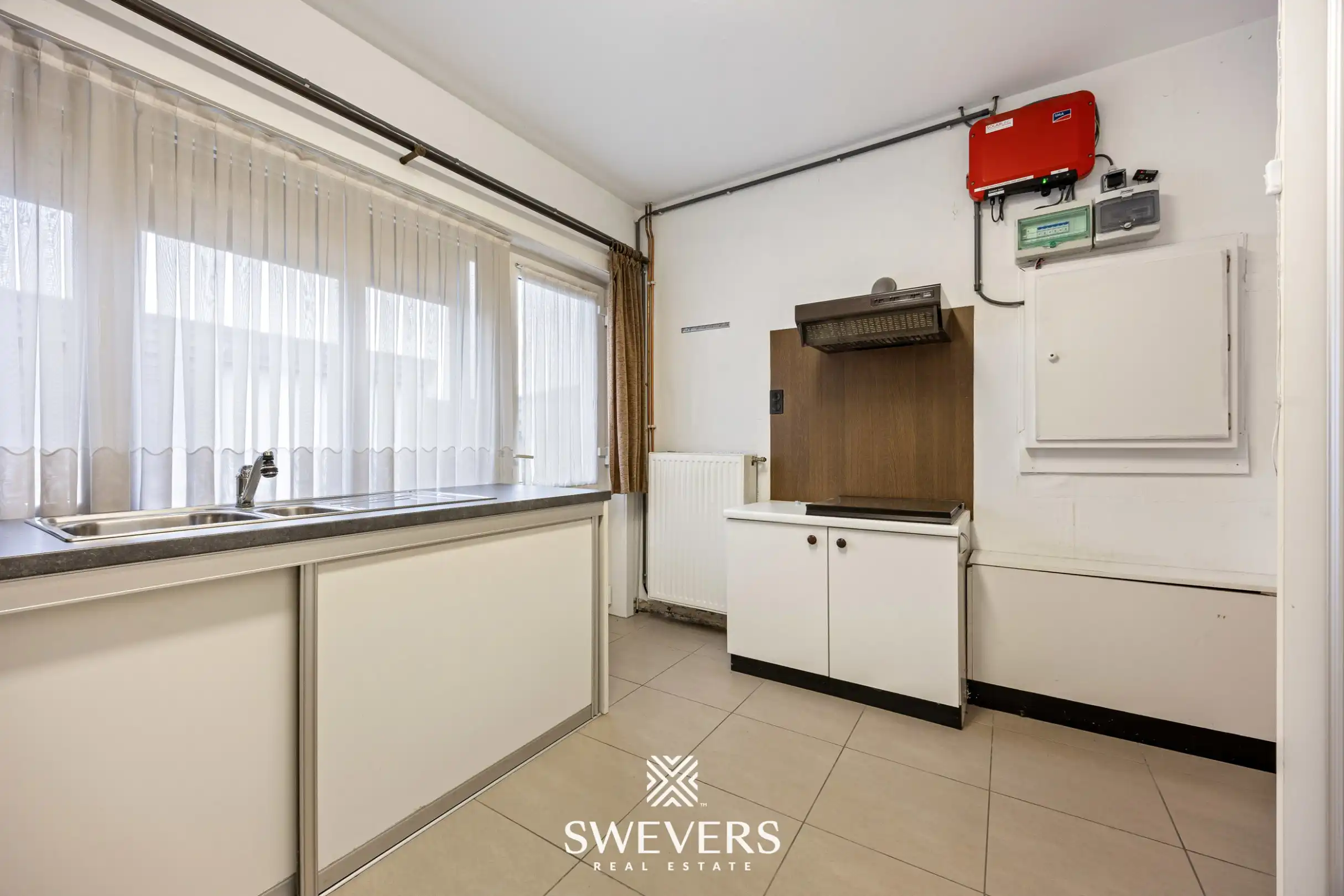 Ideale starterswoning met 4 slaapkamers op zonrijk perceel foto 11