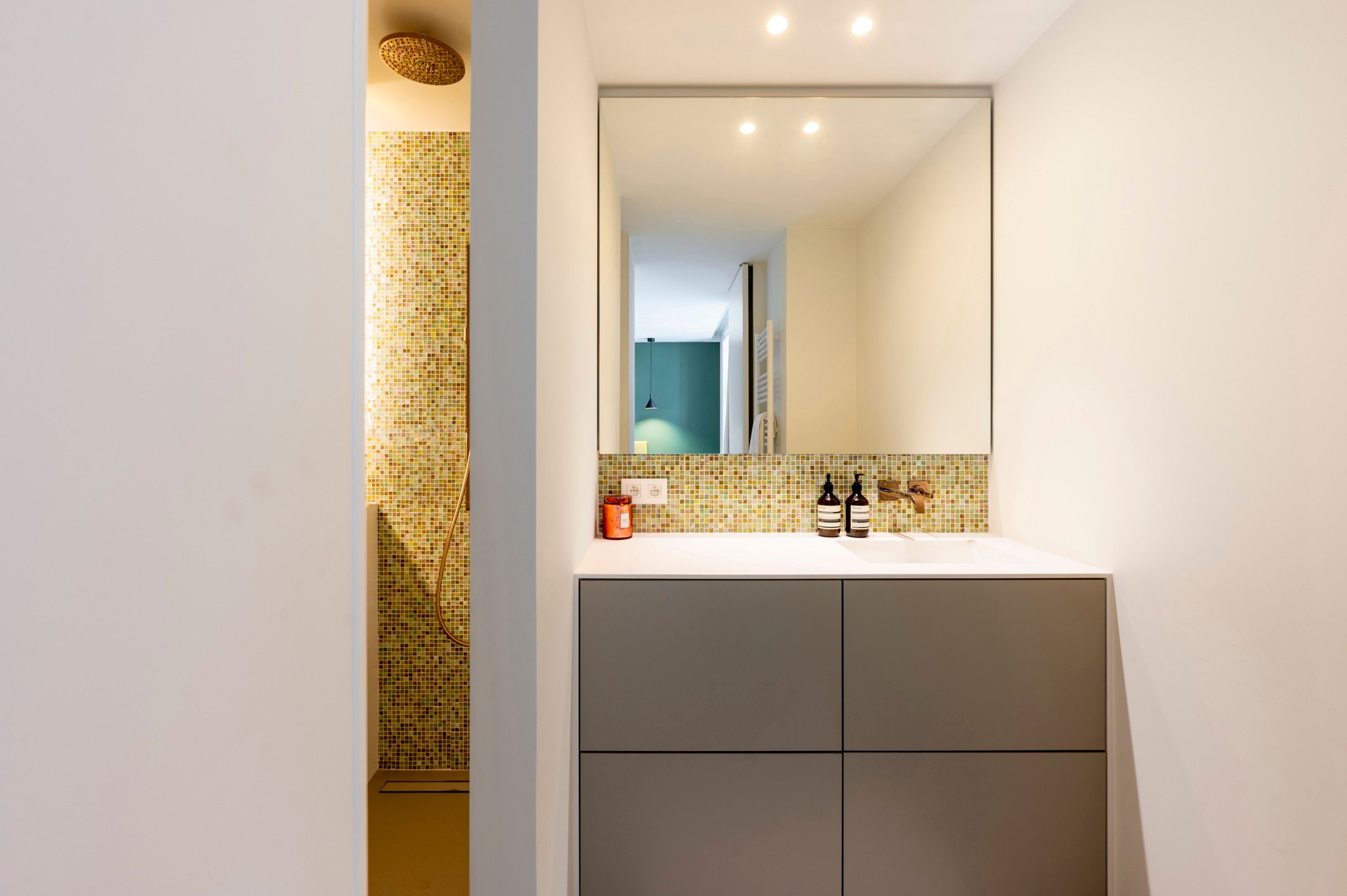 Luxueus wonen in de iconische Meirbuilding foto 18