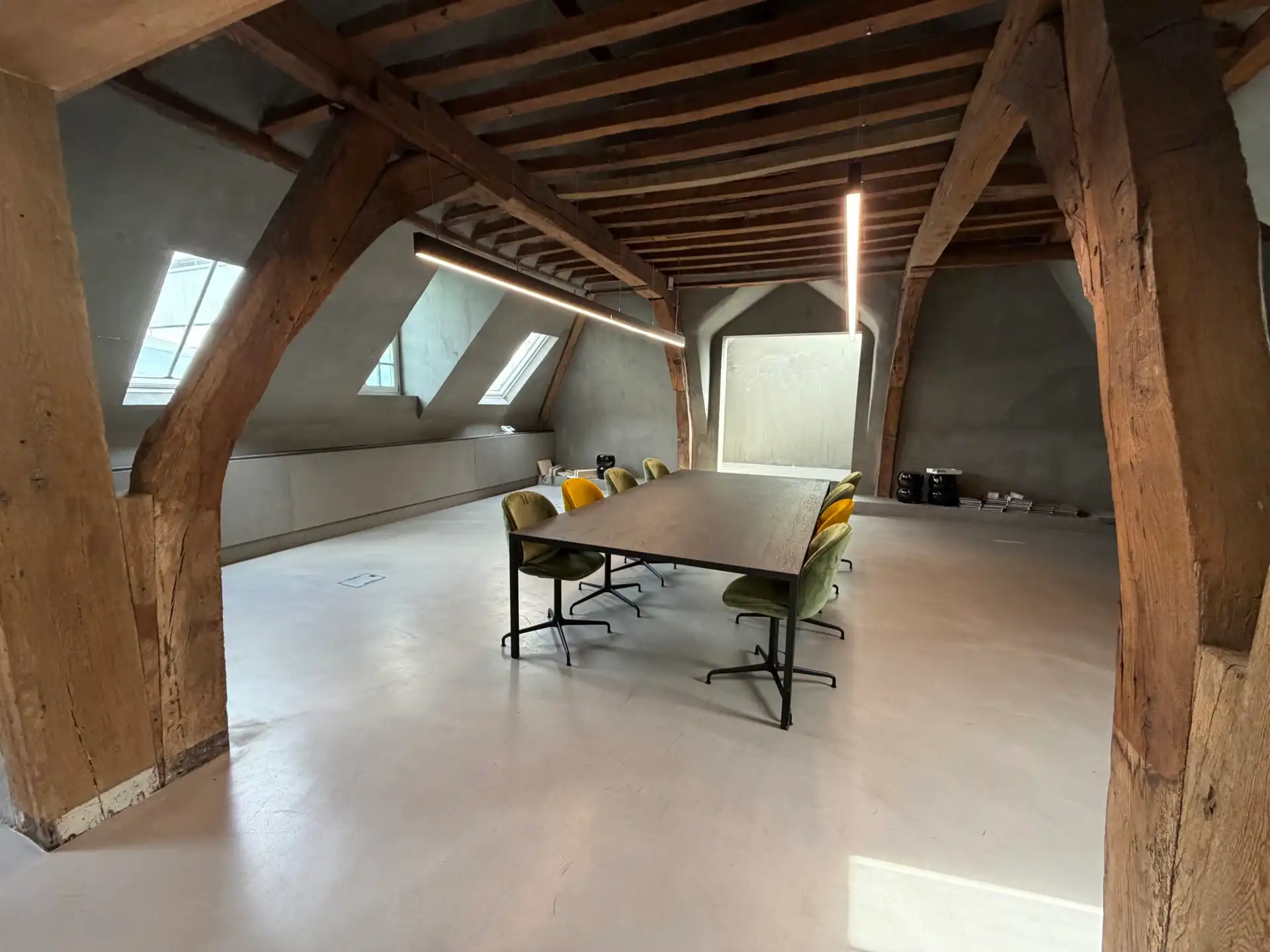Kantoren te huur in het commerciële hart van Antwerpen. foto 3