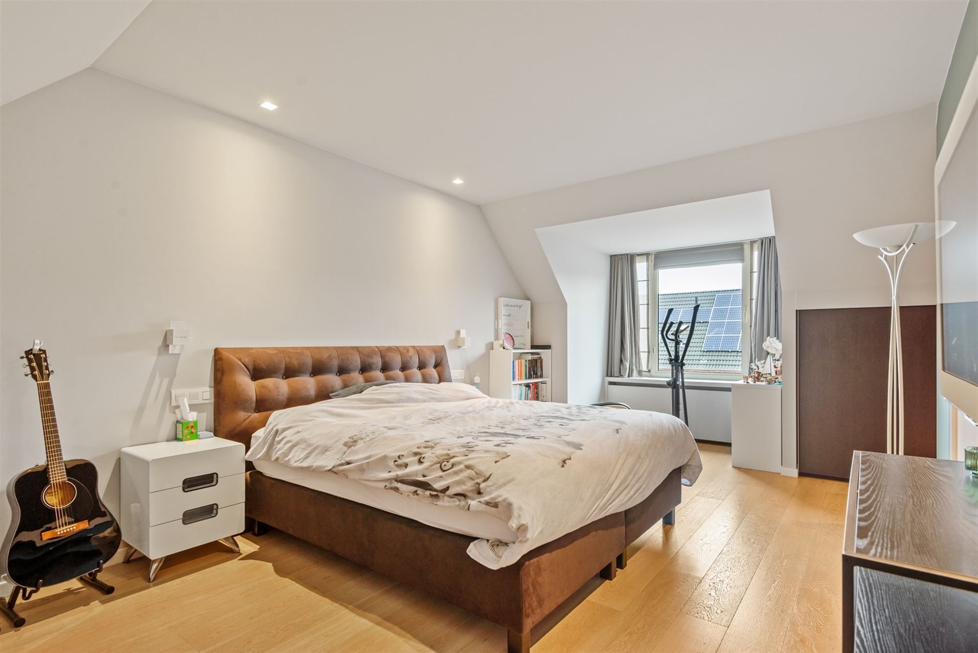 Recente, perfect instapklare woning te OLVW foto 12