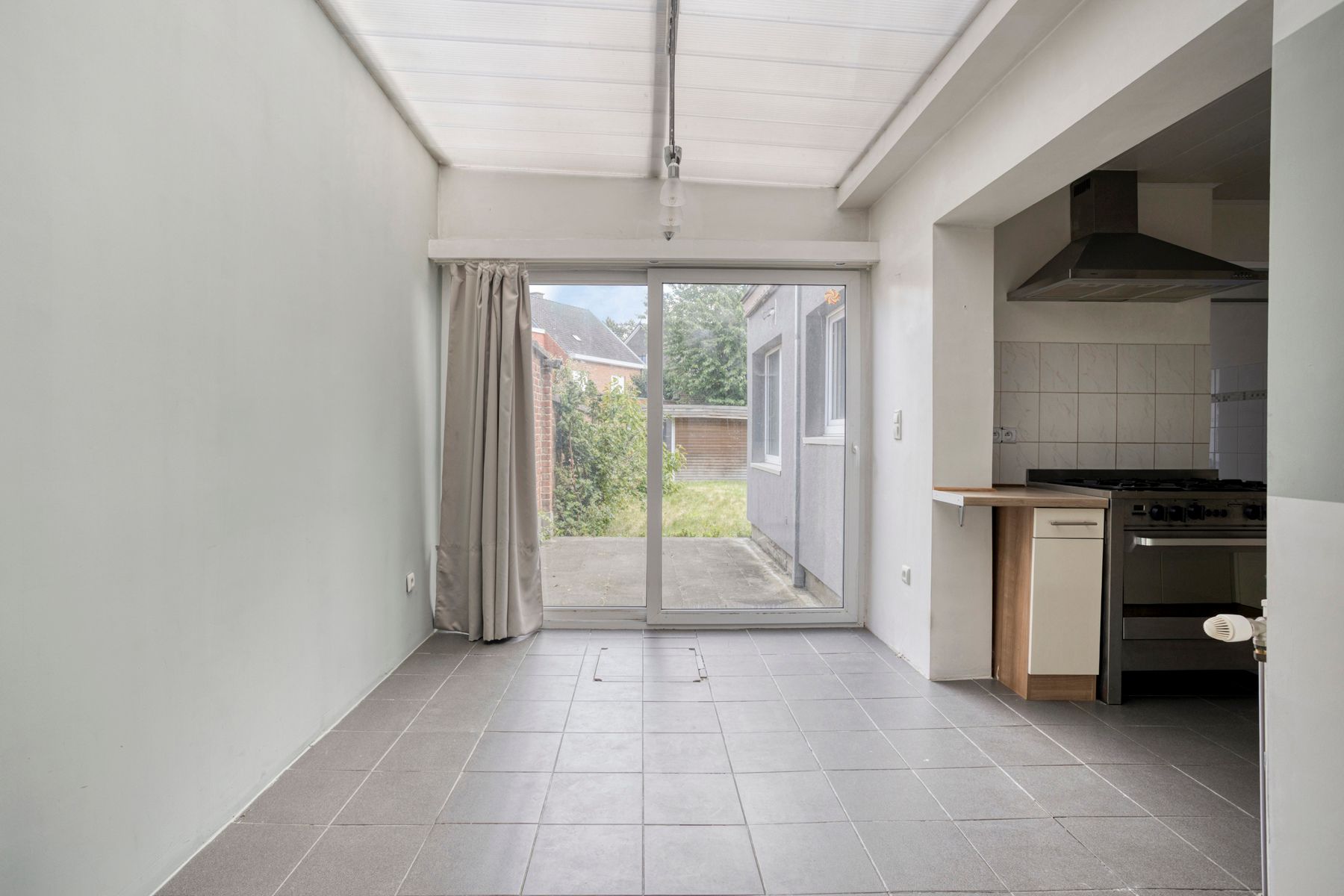 Instapklare woning met tuin en garage ! foto 5