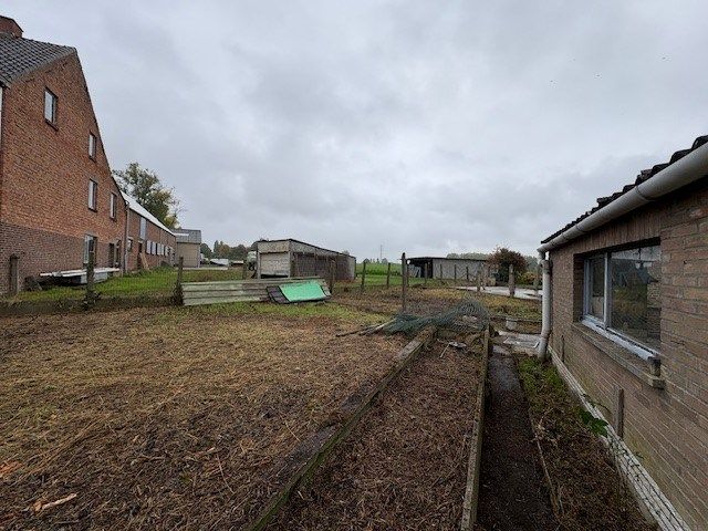 Rustig gelegen bouwgrond +/-425m² voor OB foto 3