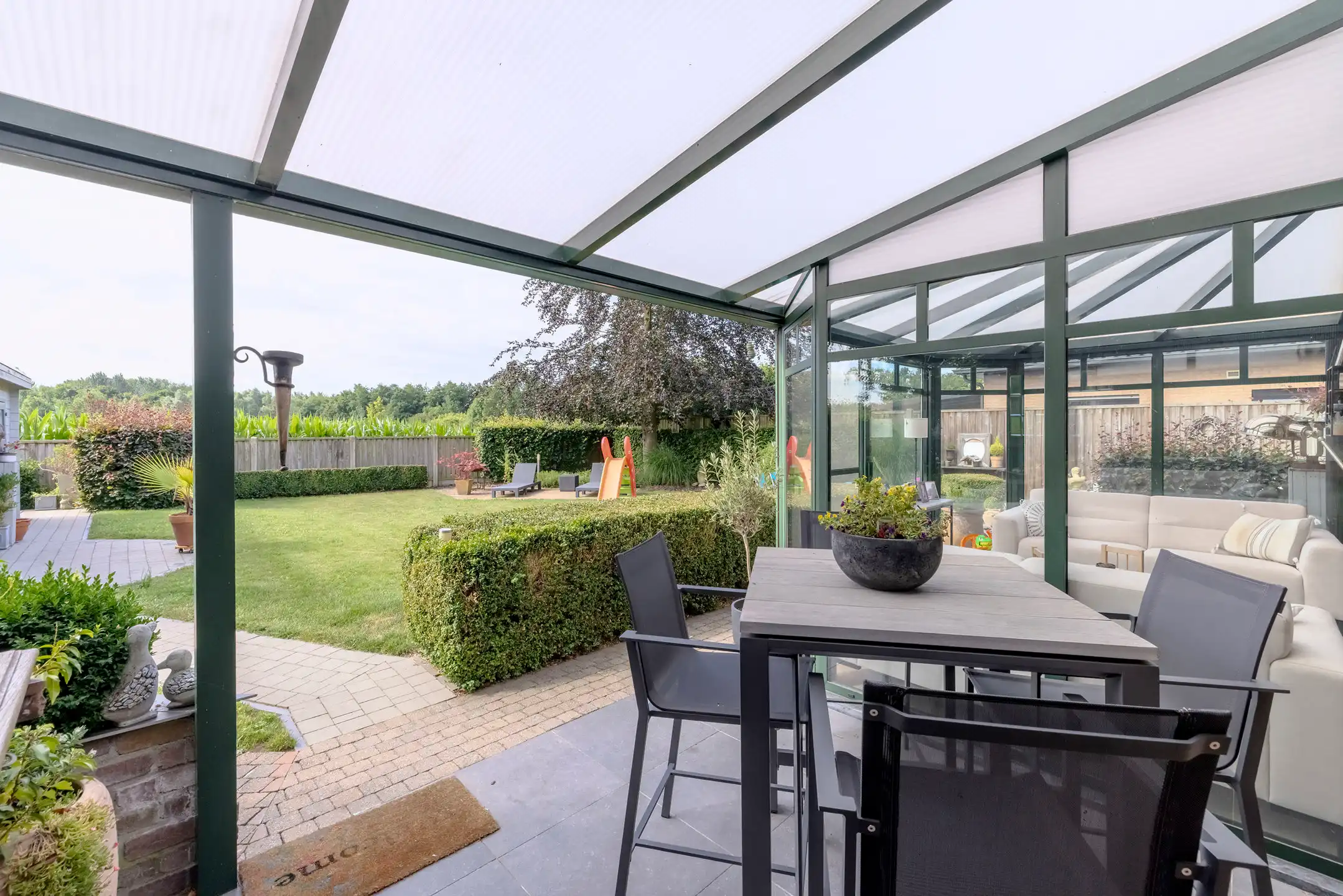 Uitzonderlijk rustig gelegen OB met Z-tuin foto 19