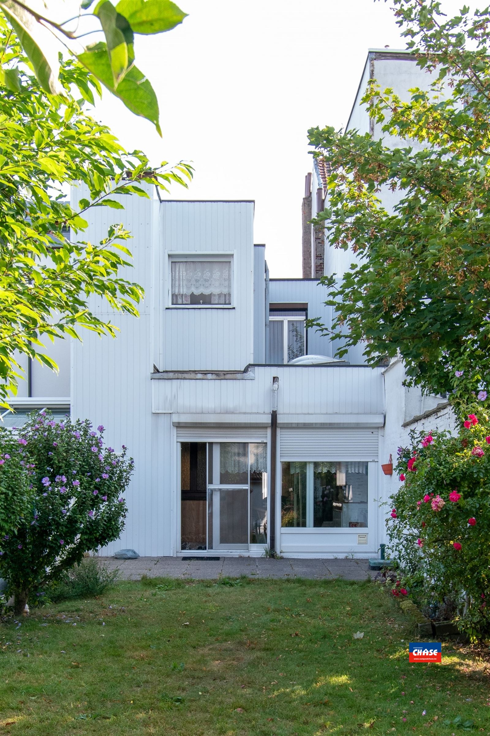 Rijwoning met 3 slaapkamers en gezellige tuin foto 13