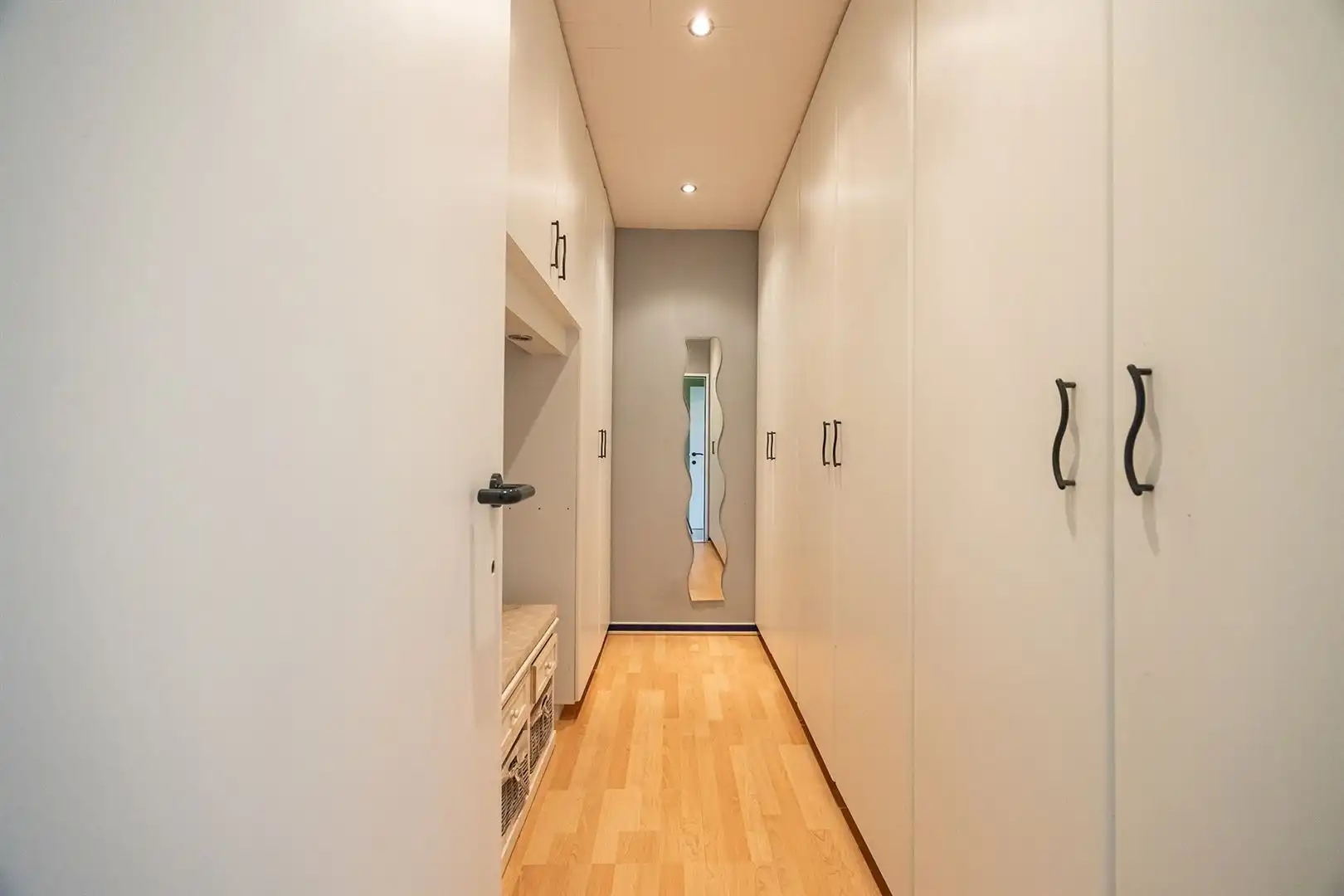 Appartement met 2 terrassen in doodlopende straat foto 15