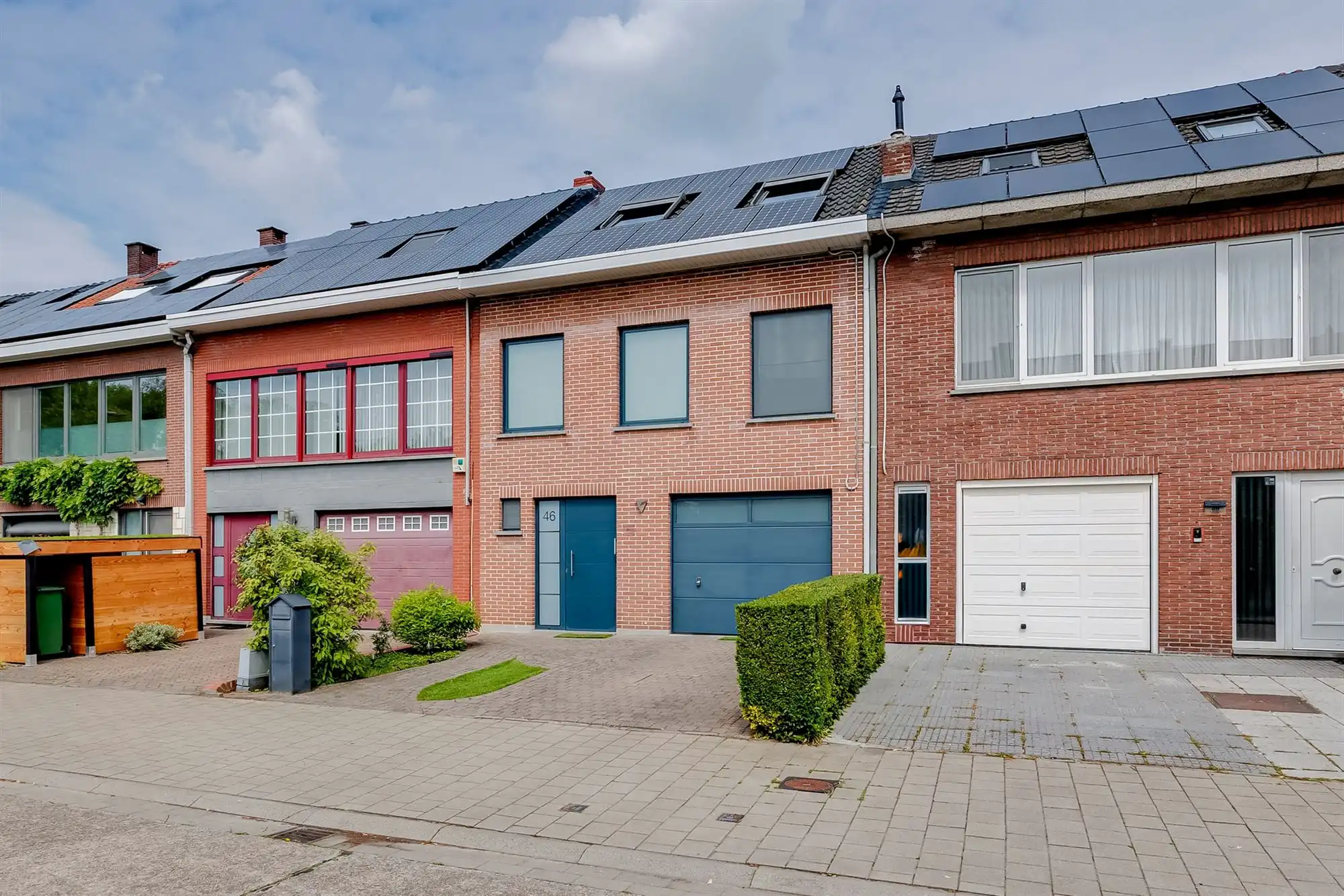 Prachtig huis met 3 slpk en een bureau te Ekeren foto 2