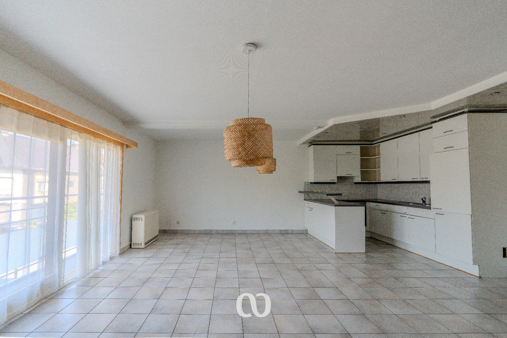 Instapklaar appartement te koop vlakbij centrum Oudenaarde foto {{pictureIndex}}