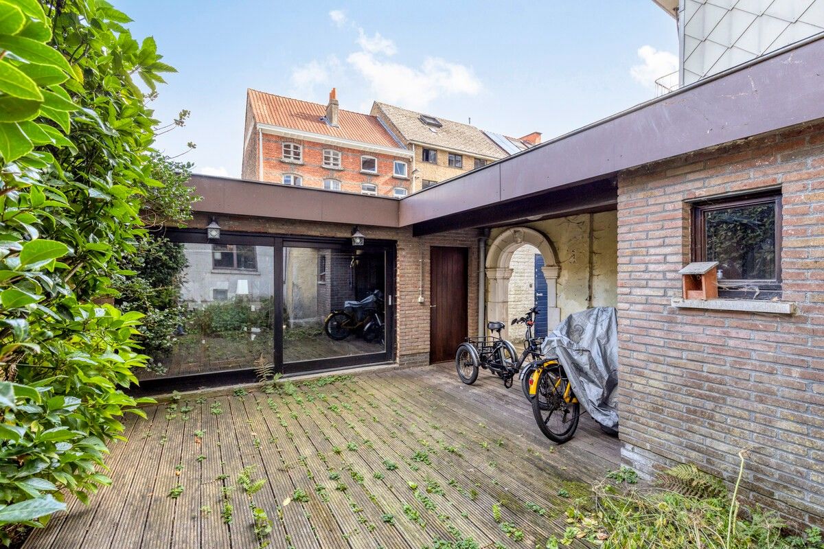 Historisch herenhuis aan het Zuidpark centrum Gent. foto 10