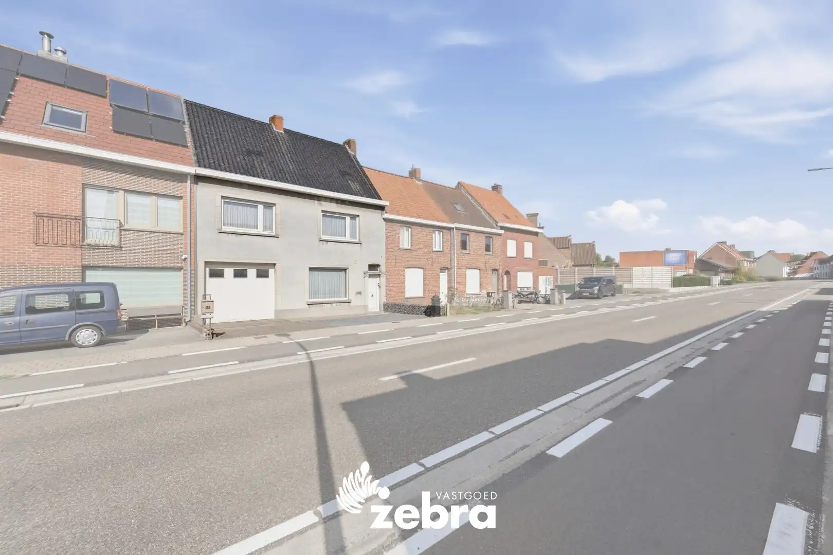 Hoofdfoto van de publicatie: Ruime woning met 4 slaapkamers op een perceel van 601 m² te Meulebeke!