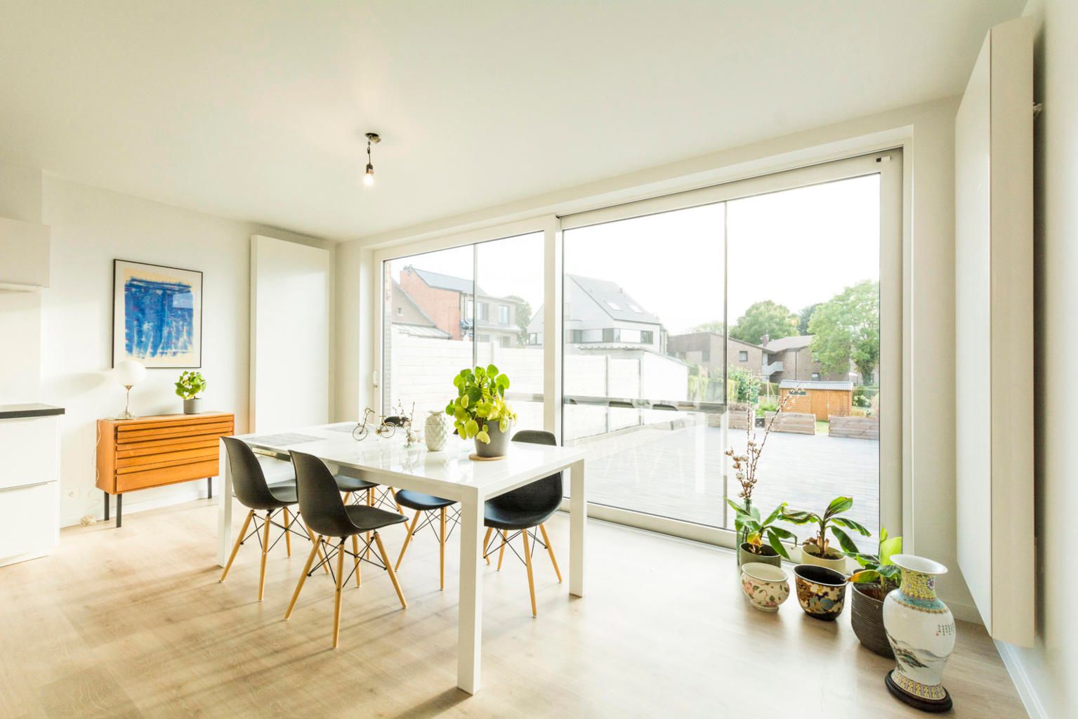 Instapklare, modern ingerichte woning met zonneterras & tuin foto 6