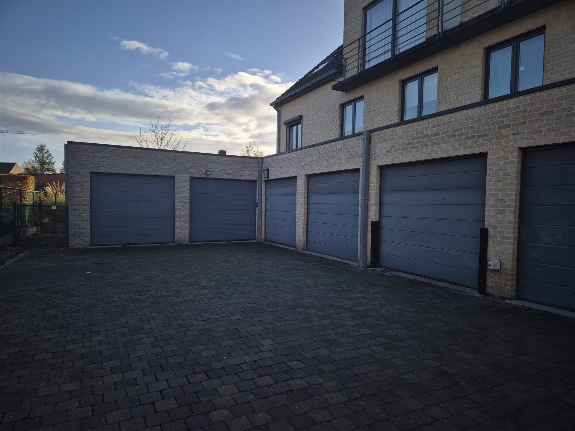 Zeer mooi rustig gelegen instapkaar appartement met garage. foto 26