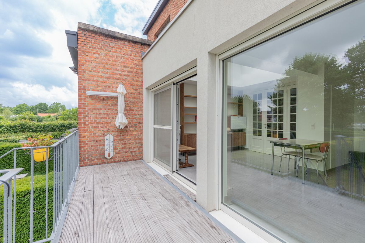 Statige woning met tuin in centrum Dendermonde foto 7
