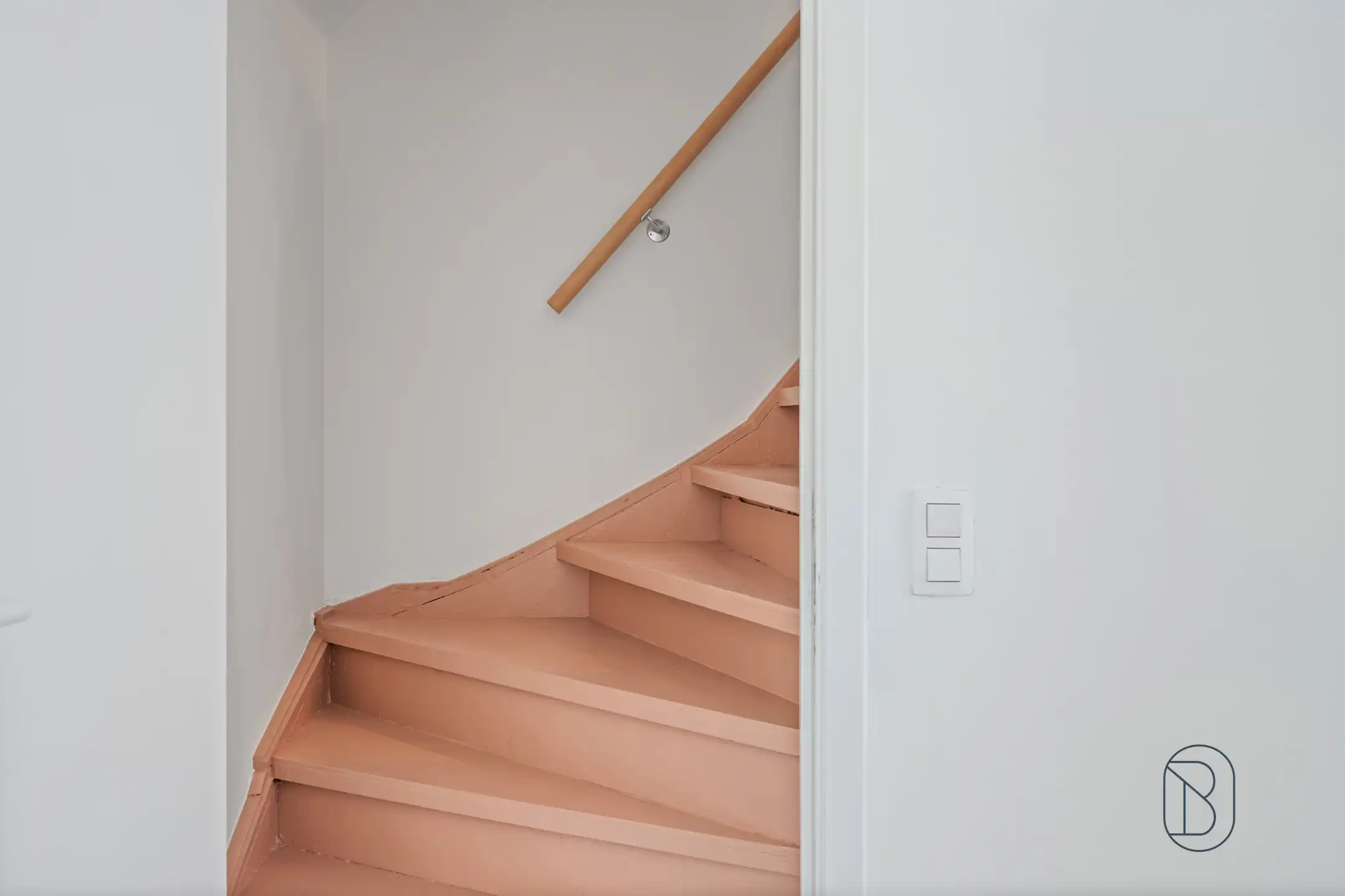 Hippe stadswoning met 2 slk en grote tuin foto 13