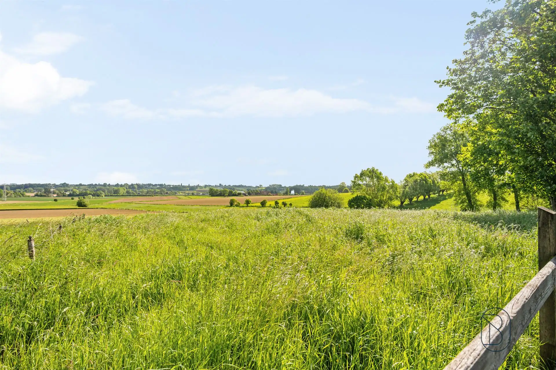 Charmant landhuis op 5.500m² met uniek zicht! foto 3
