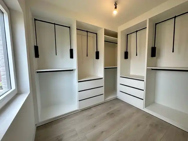 Comfortabele, hoog afgewerkte en energiezuinige nieuwbouwwoning gelegen in een rustige omgeving in Neeroeteren.  foto 15