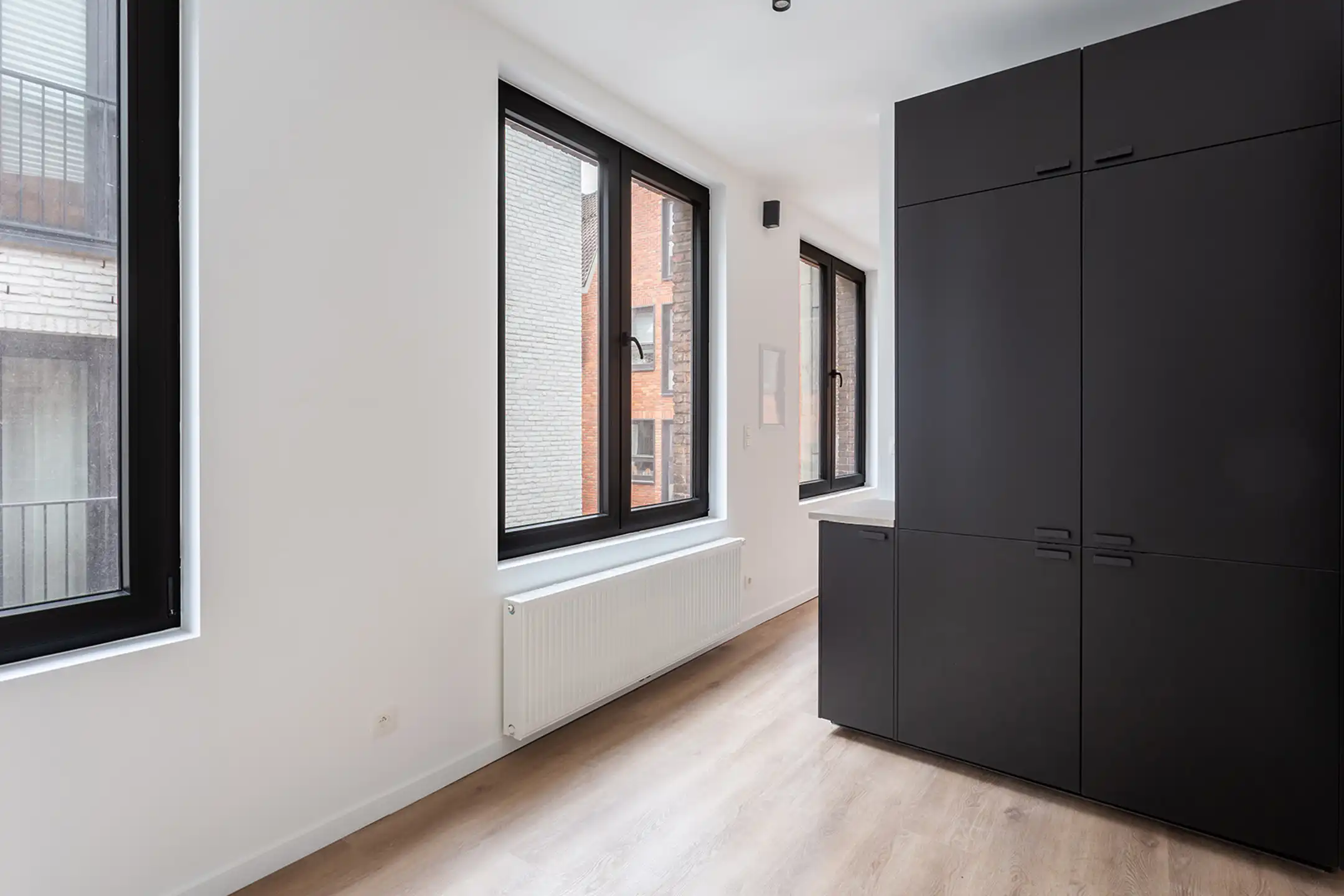 Gerenoveerde opbrengsteigendom met 4 vergunde studio's foto 21