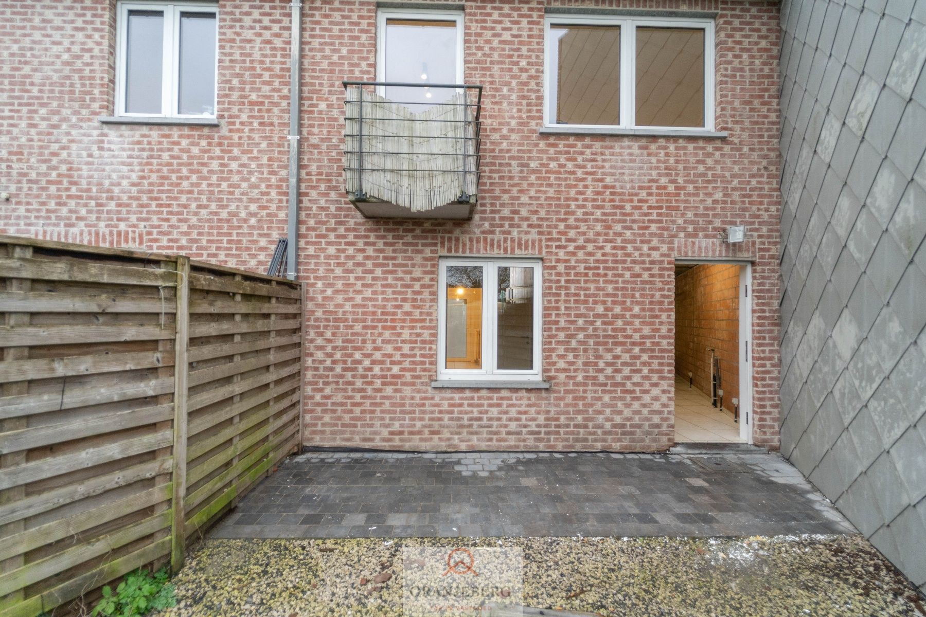 Lichtrijke bel-étage woning met garage en tuin te Lievegem - Waarschoot foto 30