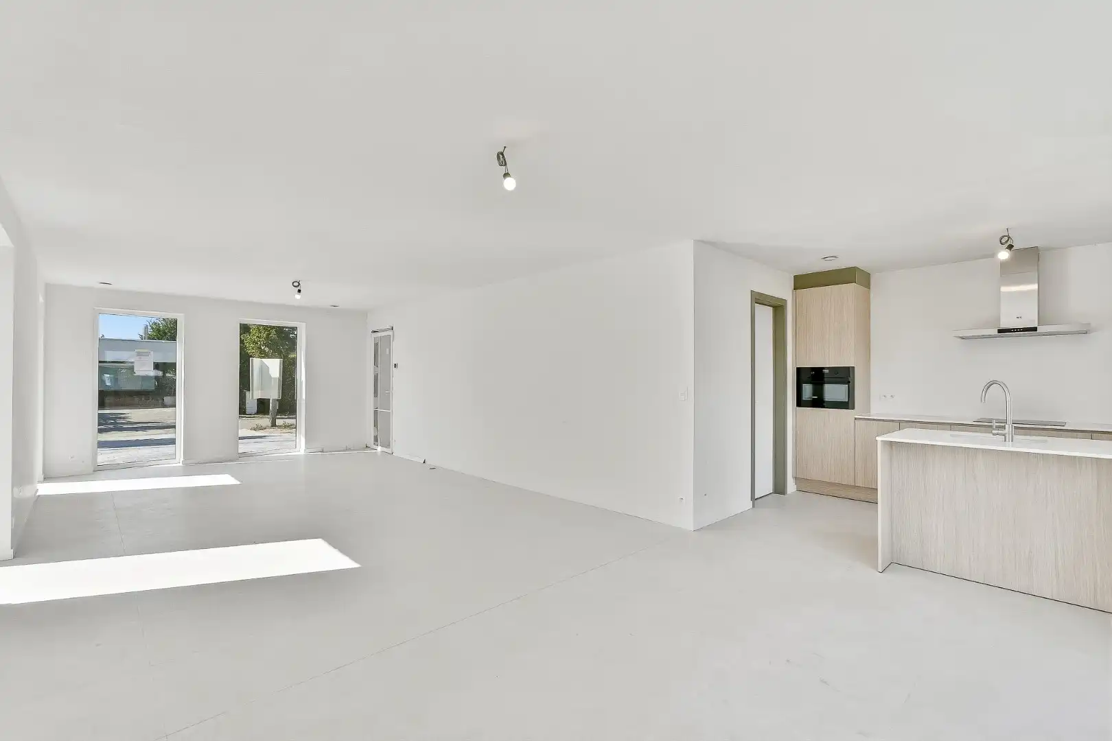 Gezinswoning met drie slaapkamers op goeie locatie foto 6