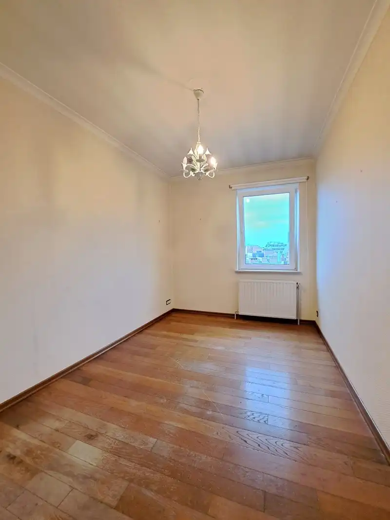 Ruim appartement met 3 slaapkamers te Hasselt centrum foto 20