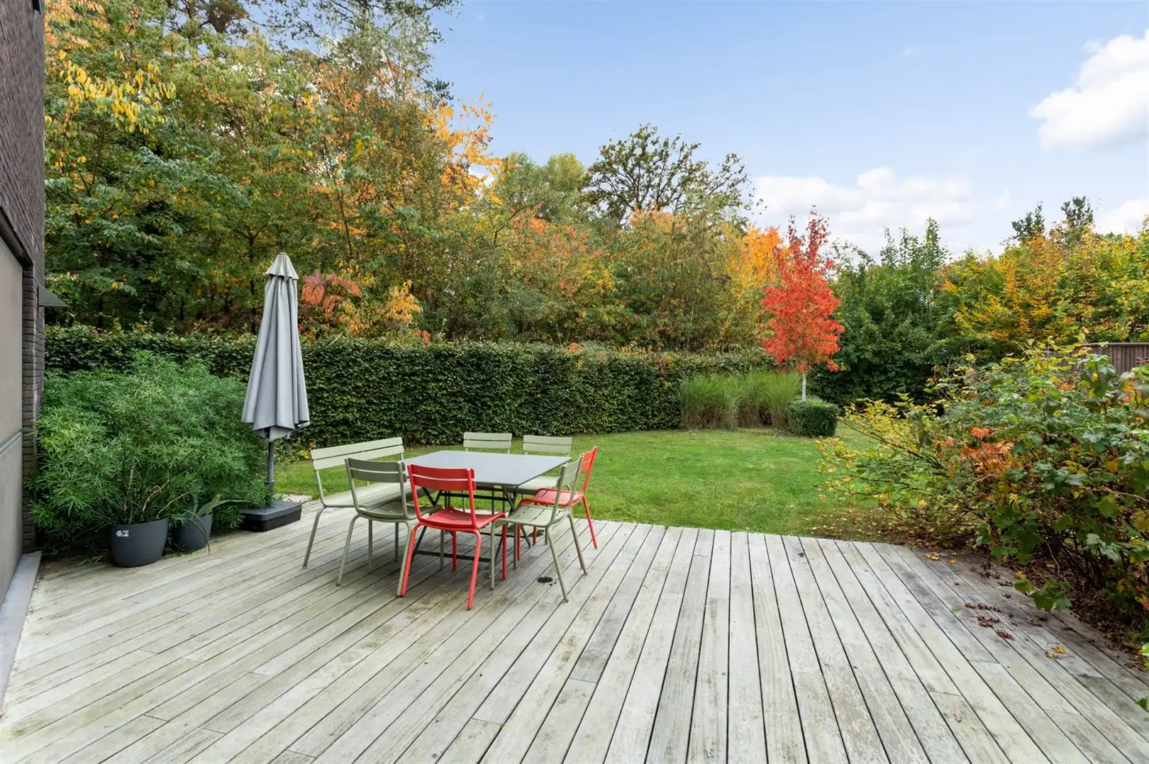 Instapklare ééngezinswoning op ca. 591m2 met 4 slaapkamers foto 2