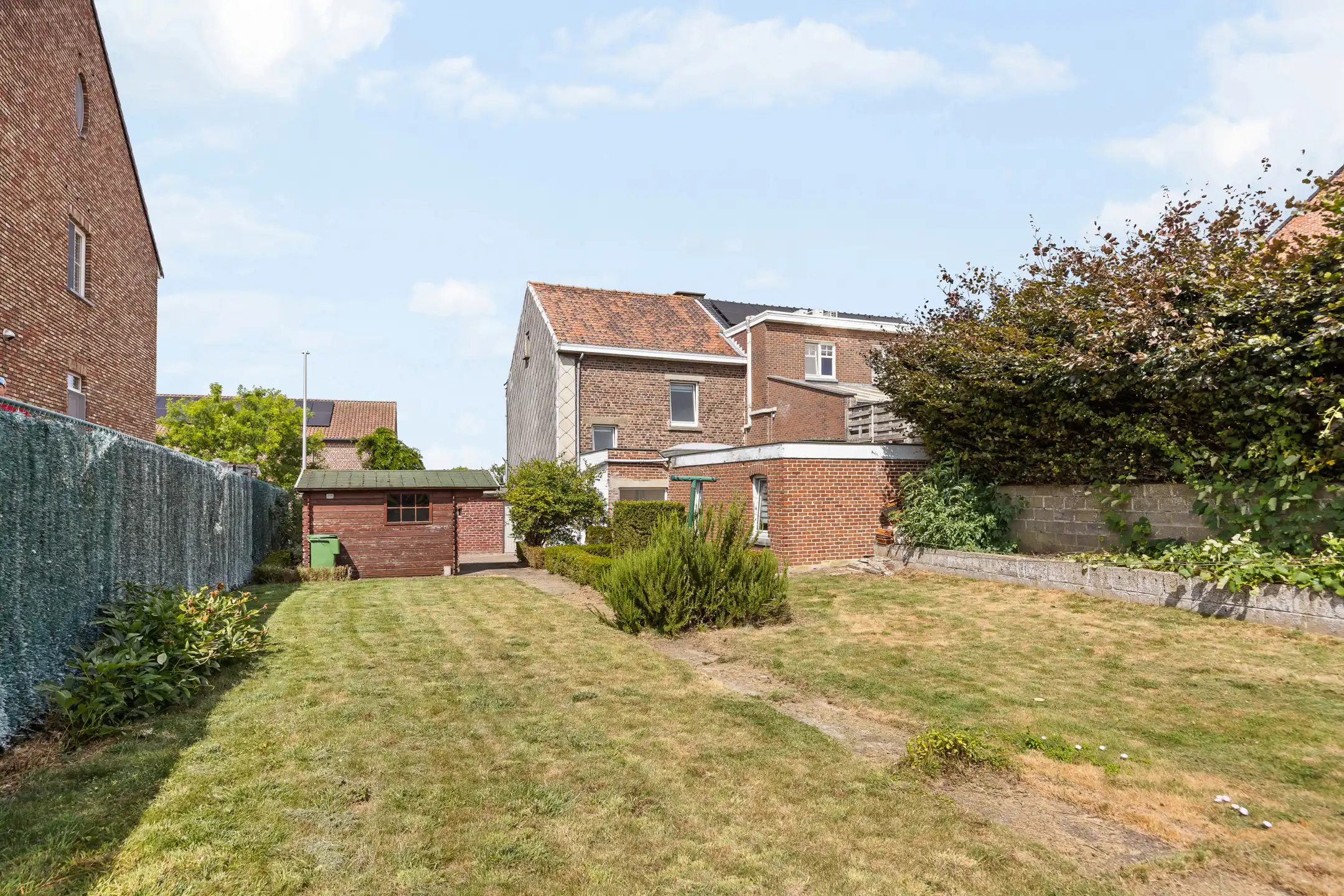 Instapklare gezinswoning met garage te Elst  foto 24
