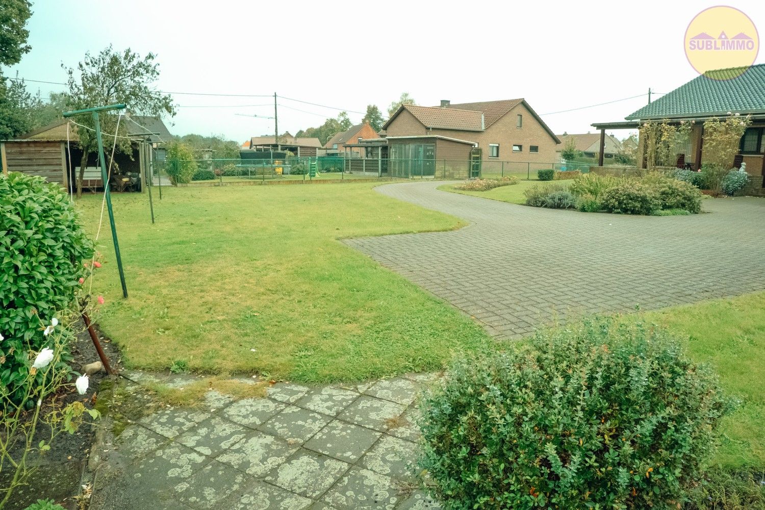Charmante gelijkvloerse woning op een ruim perceel van 1.185m². foto 22