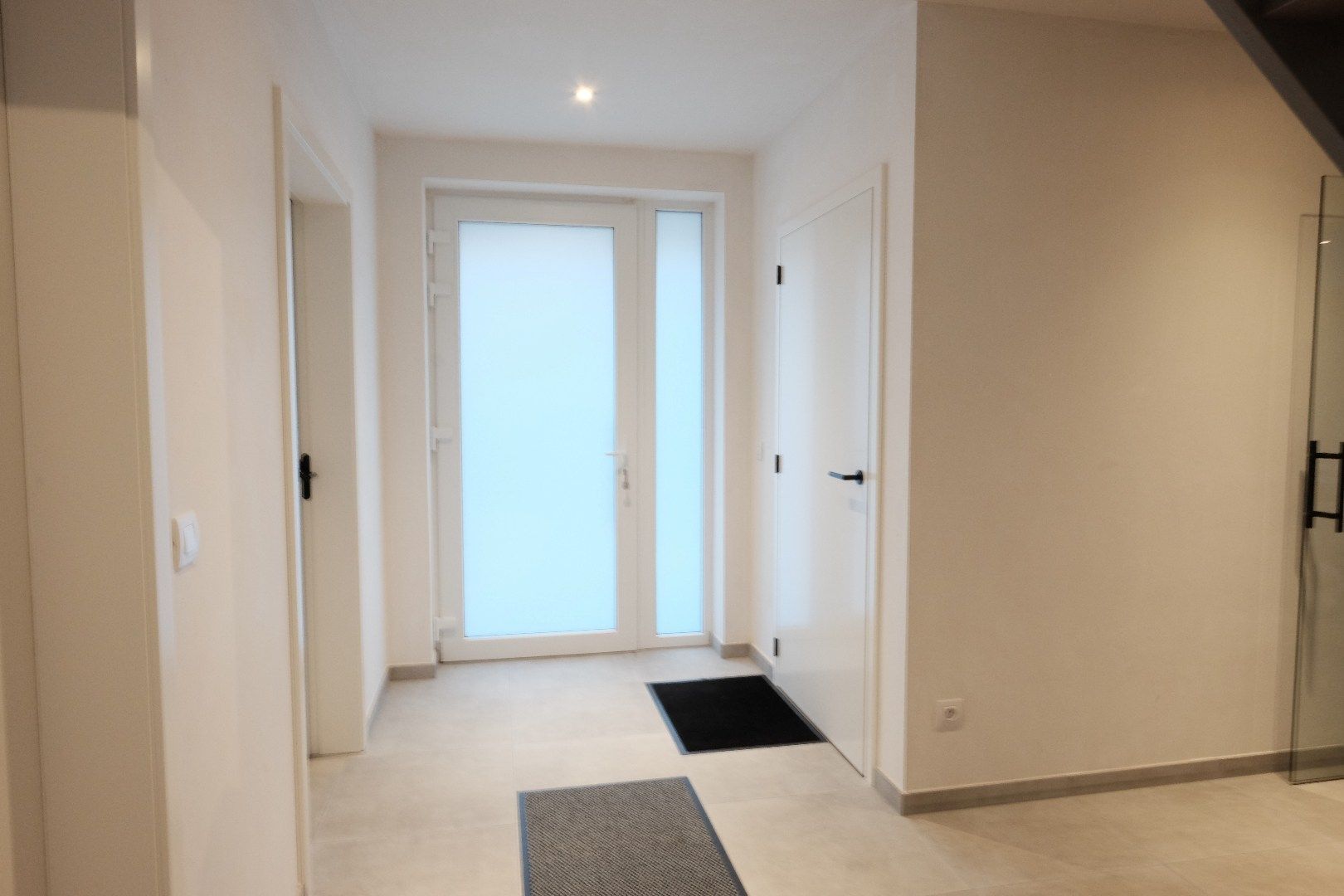 Recente alleenstaande nieuwbouwwoning. foto 3