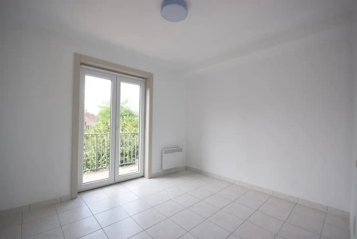 Ruim 3- slaapkamer-appartement te Rumbeke foto 10
