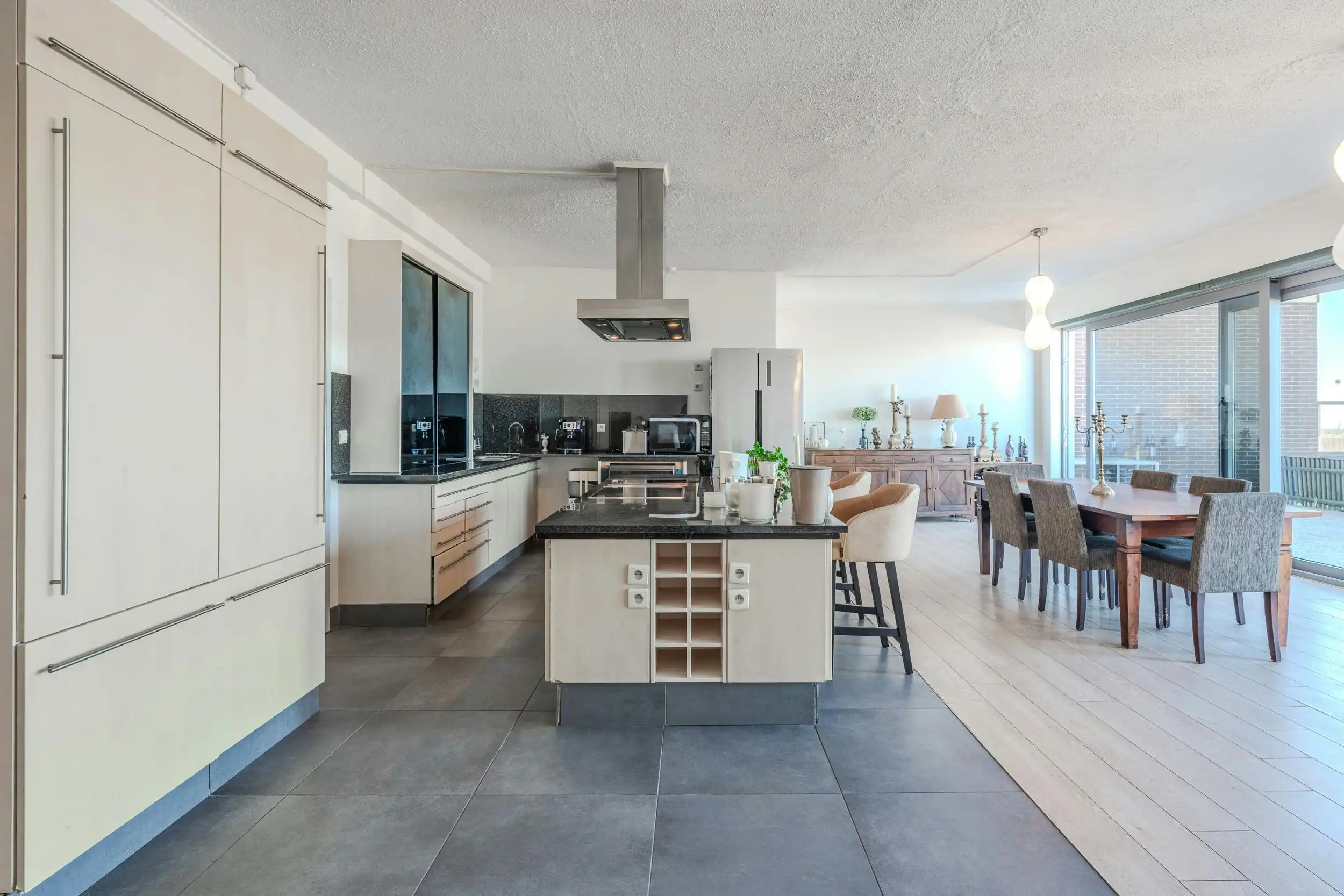 Gelijkvloers appartement (165m²) met zeezicht te Oostende foto 5