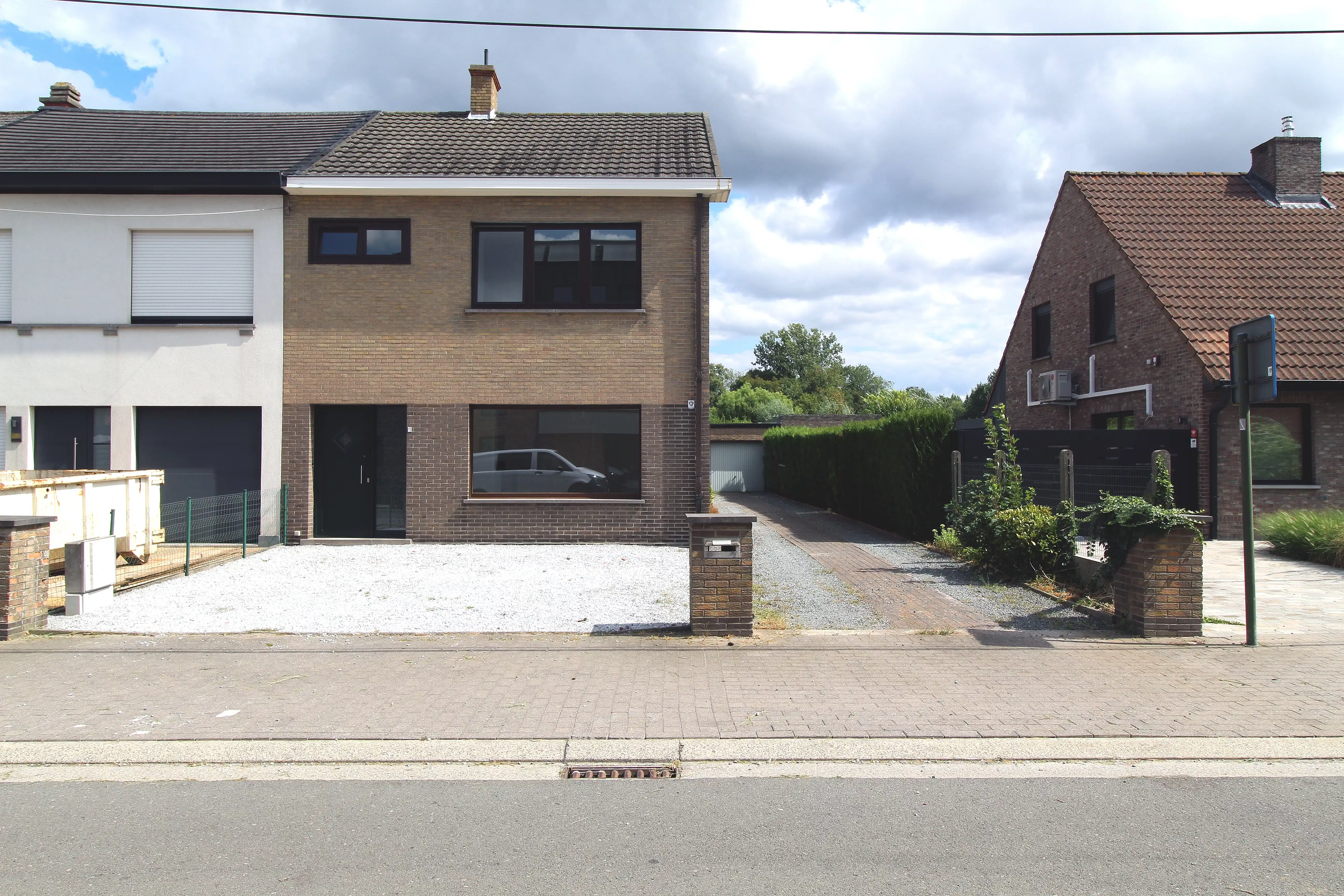 Instapklare, gerenoveerde, gezinswoning in Ten-Ede foto 2