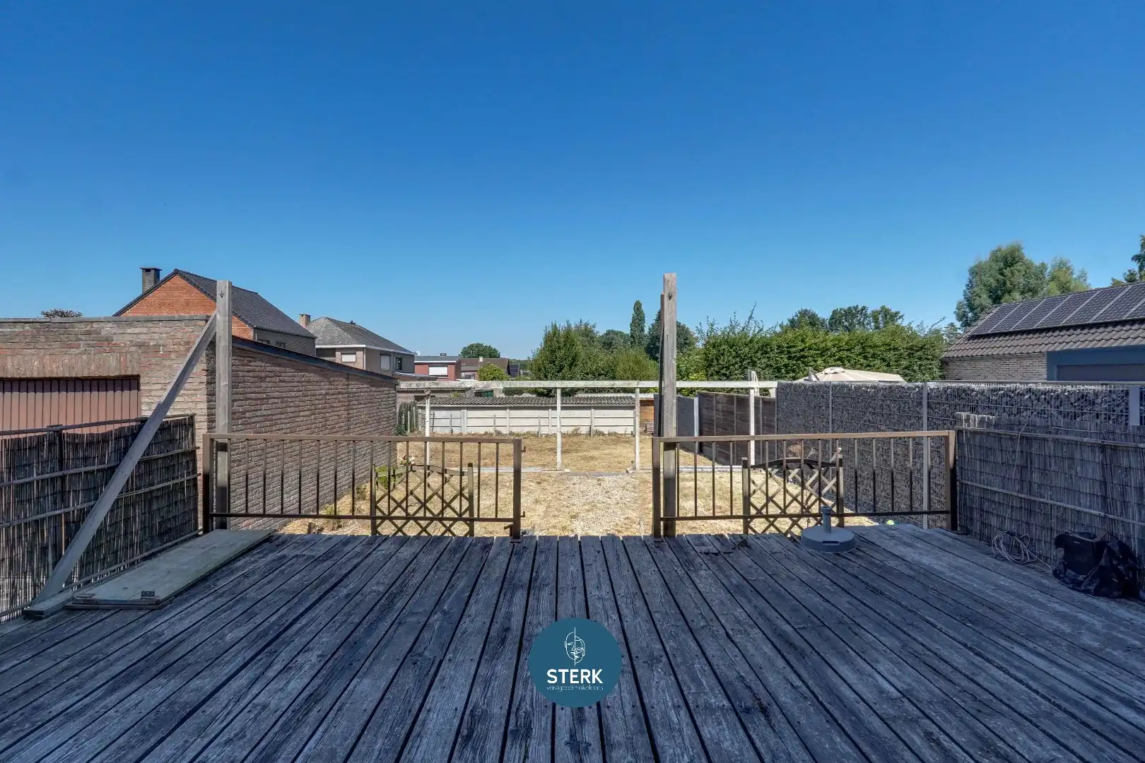 OP TE KNAPPEN GEZINSWONING (206 M²) MET VEEL POTENTIEEL TE LANAKEN !  foto 18