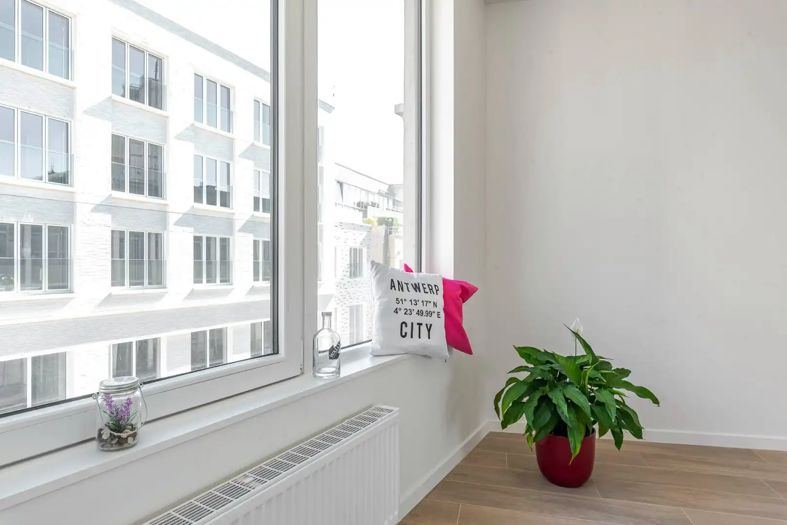 Luxueus gerenoveerd appartement op topligging foto 3