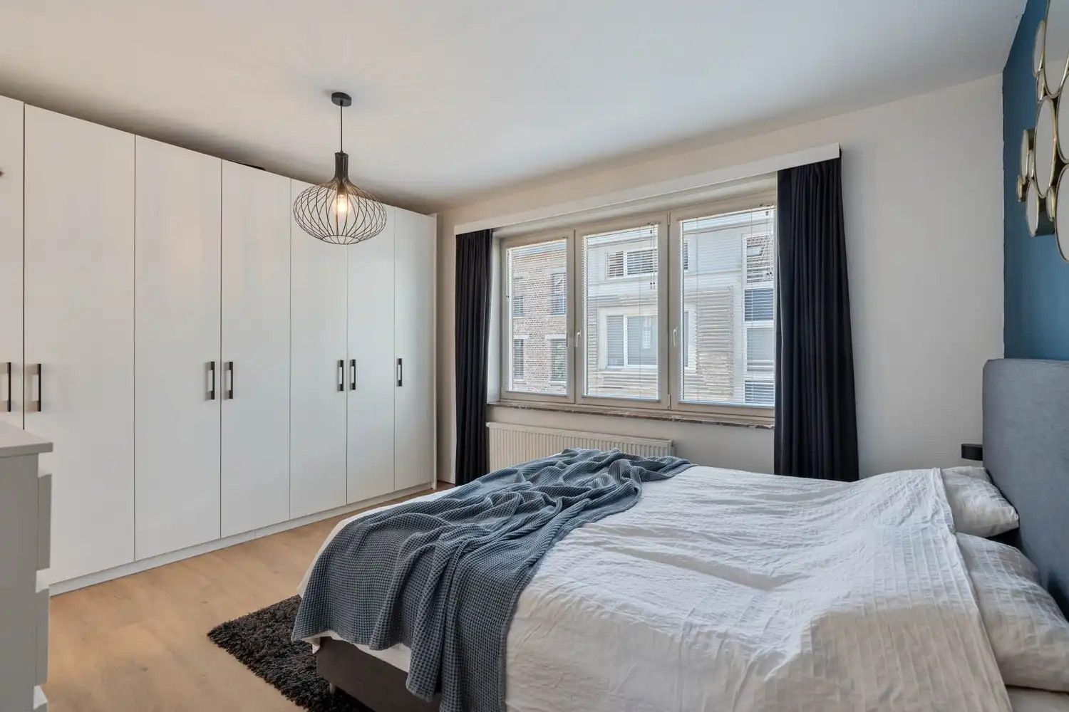 Recent en volledig gerenoveerde woning met 3 slaapkamers en 2 badkamers te centrum Leuven! foto 15