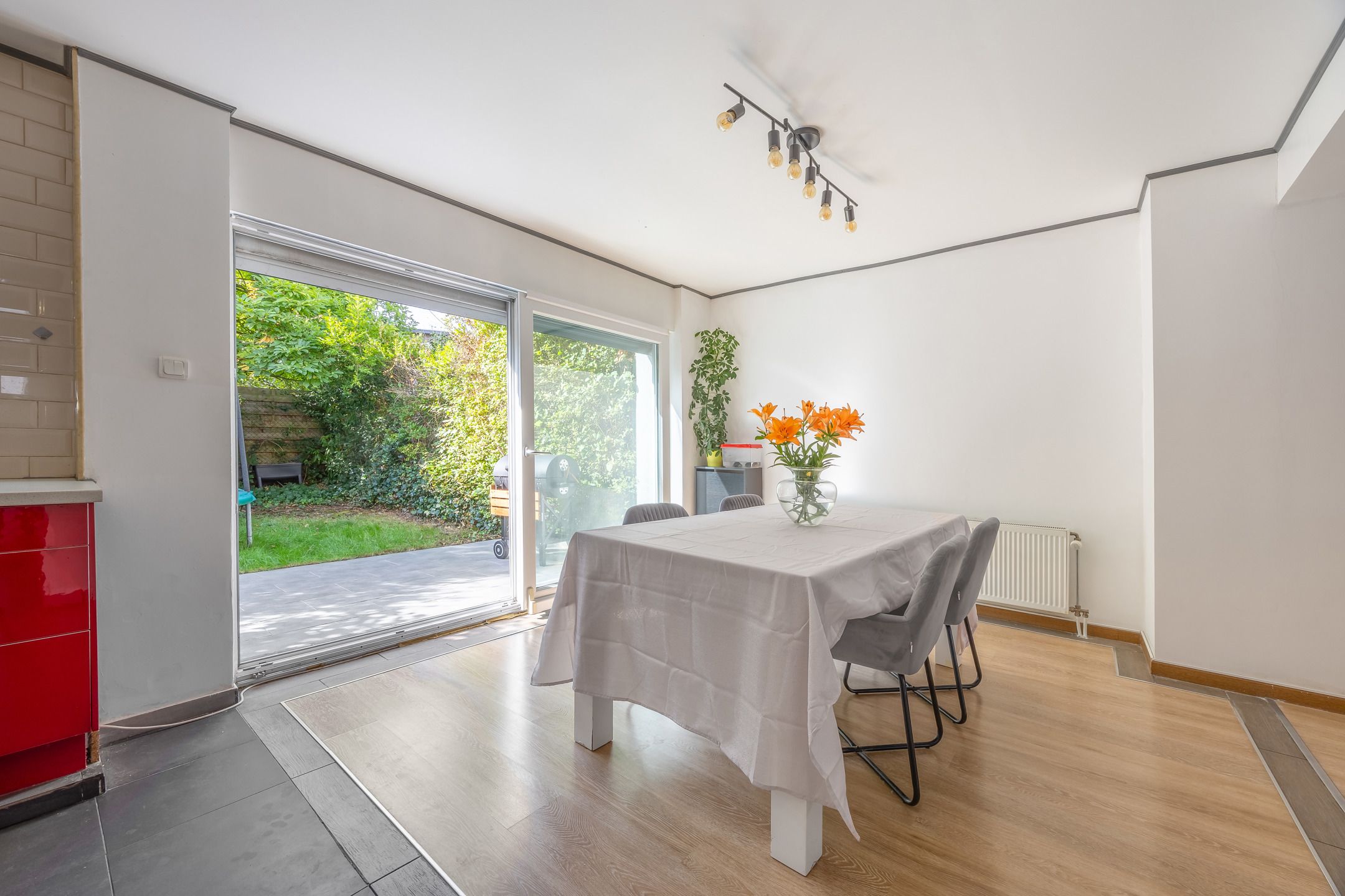 Ruime, lichrijke woning met 5 slaapkamers en zuidtuin  foto 8