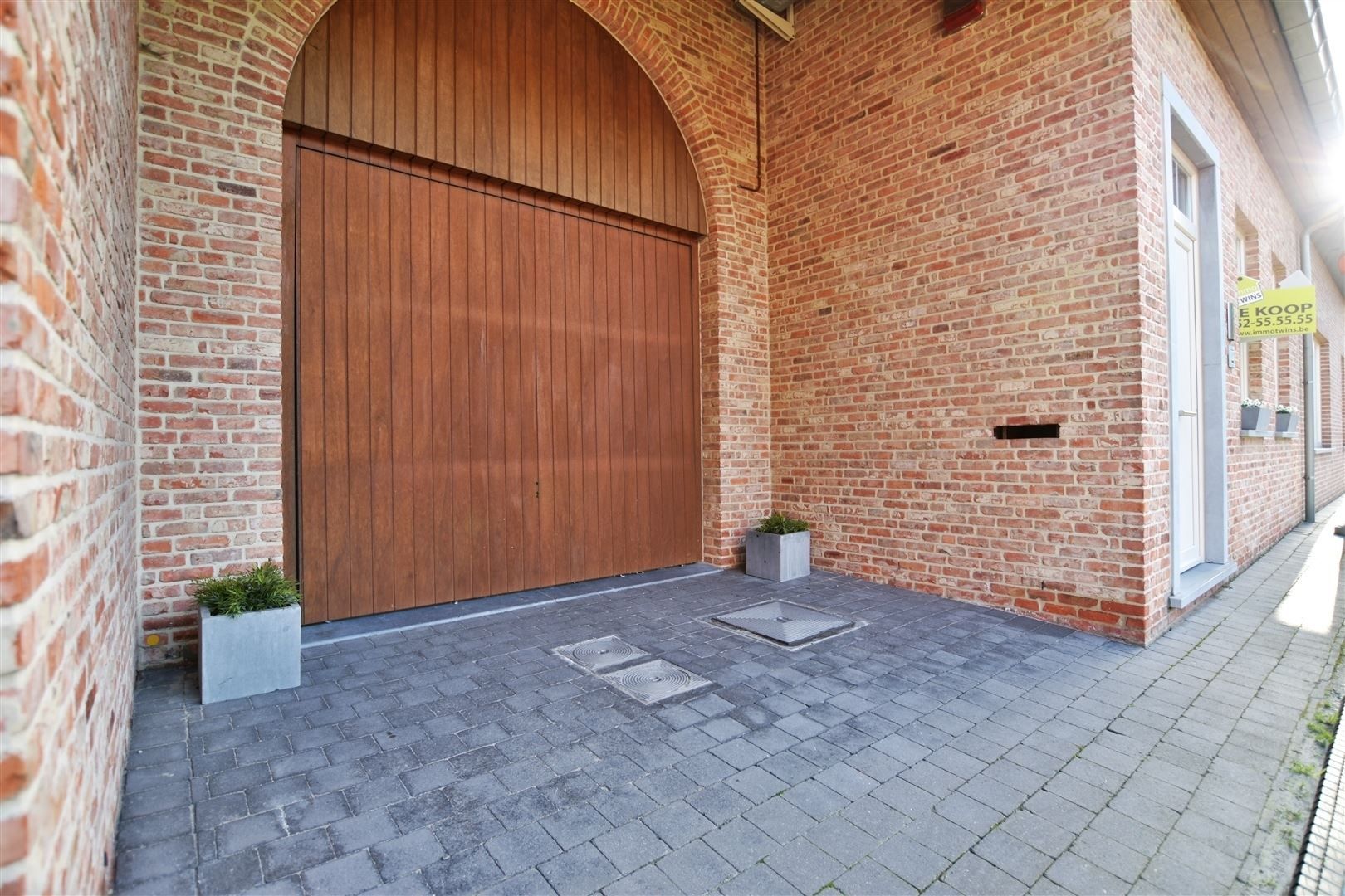 Prachtig ruime en recente gezinswoning te Dendermonde (Oudegem) foto 3