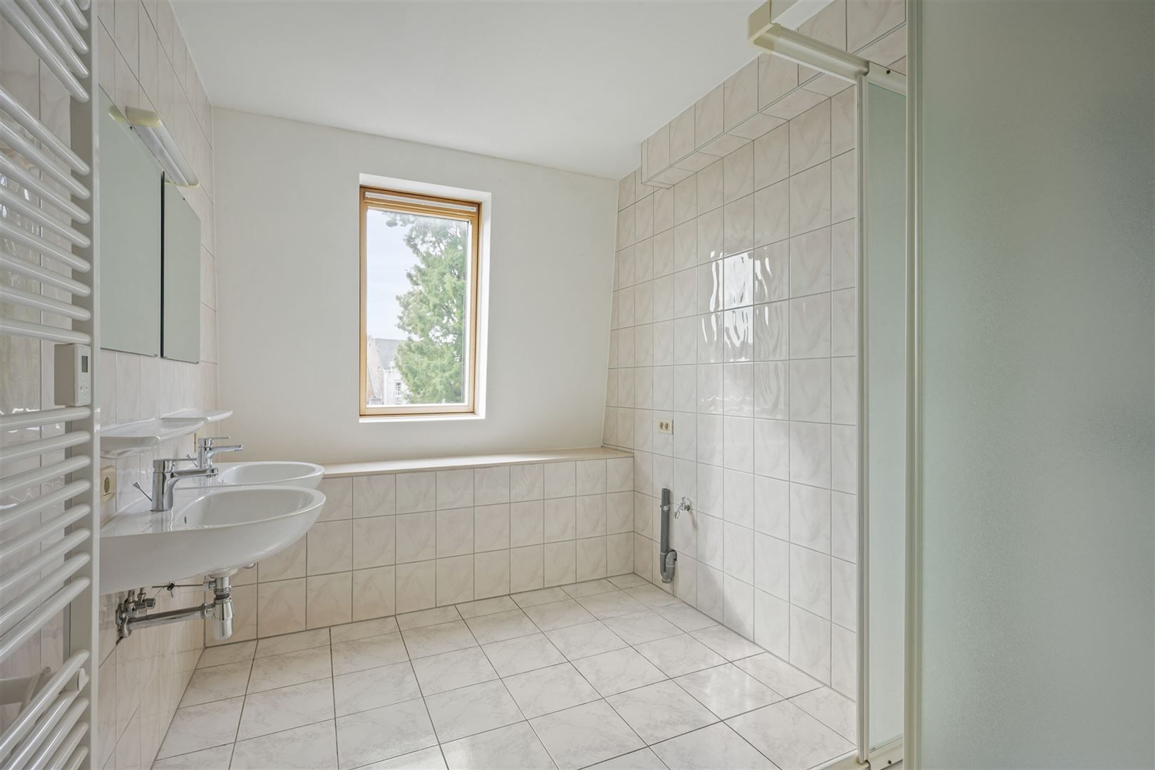 Twee slaapkamer appartement foto 21