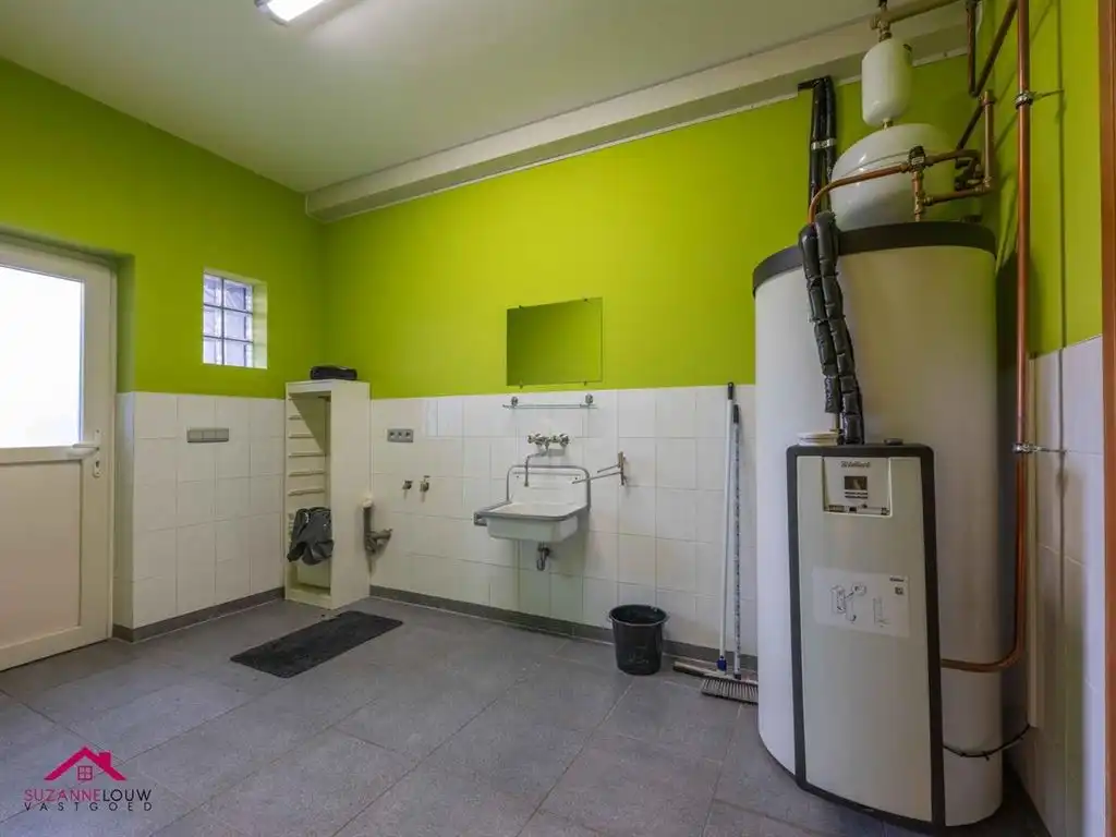 Instapklare gezinswoning met tuin foto 19