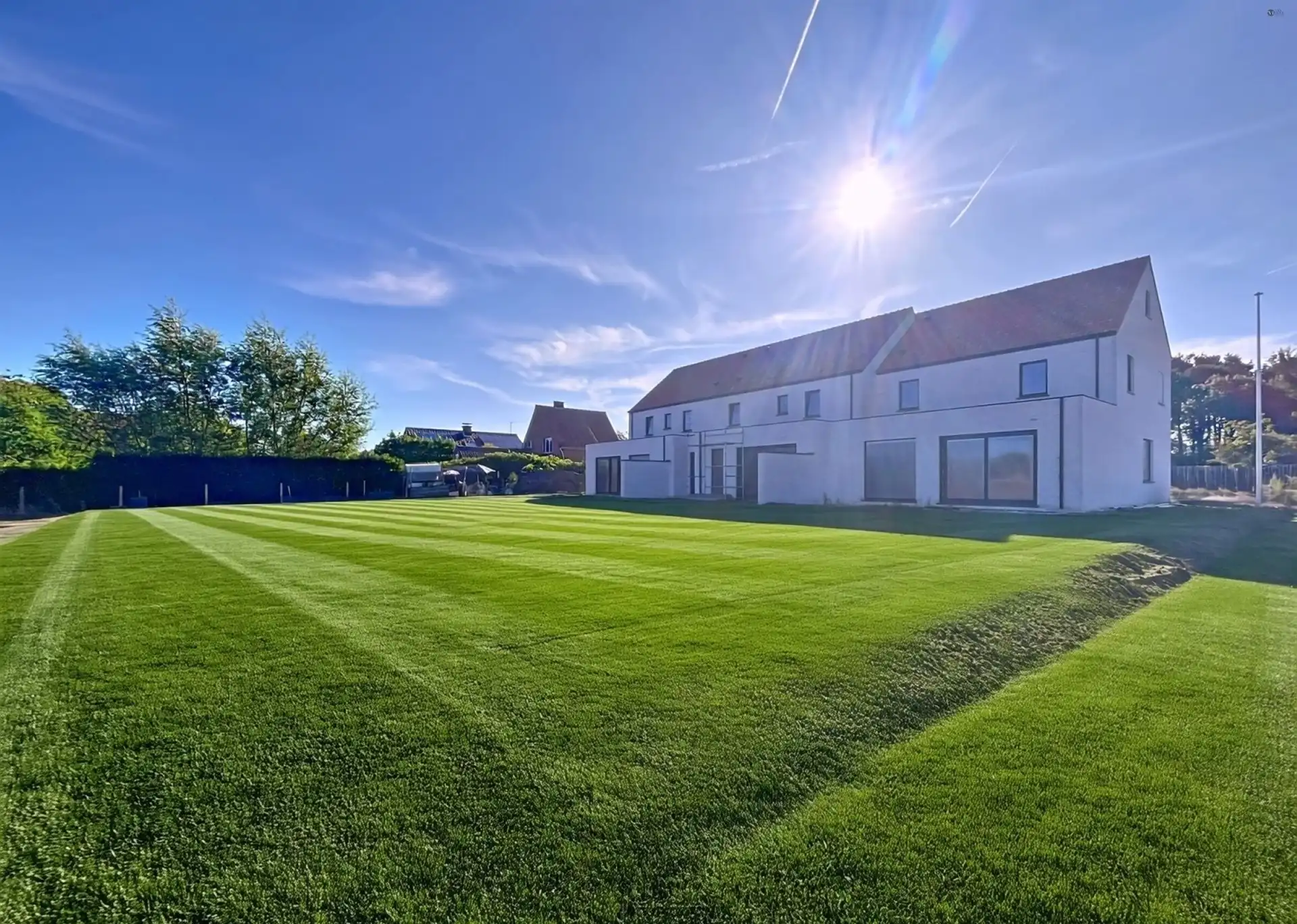 Half open bebouwing foto {{pictureIndex}}