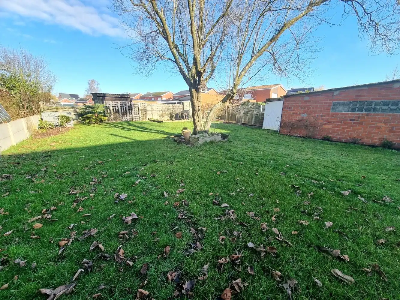 Rustig gelegen woning te centrum Schriek, 3 slaapkamers, garage en ruime tuin op 7a45ca foto 2