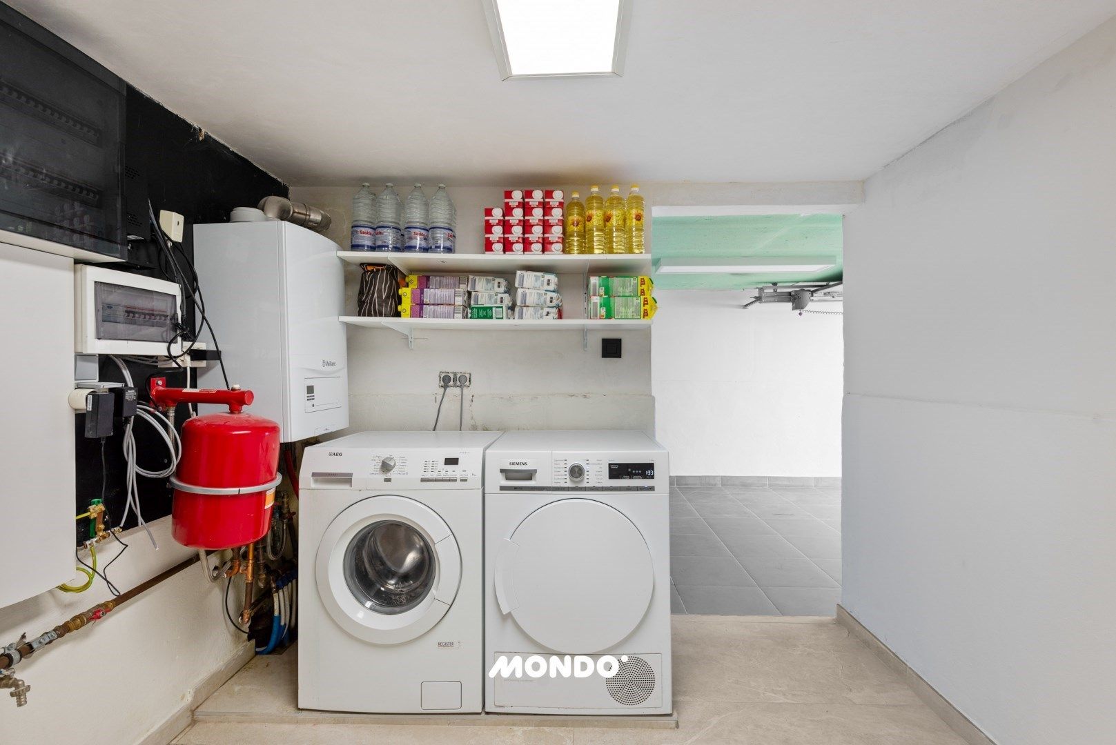 Instapklare woning met 3 slaapkamers en garage! foto 15