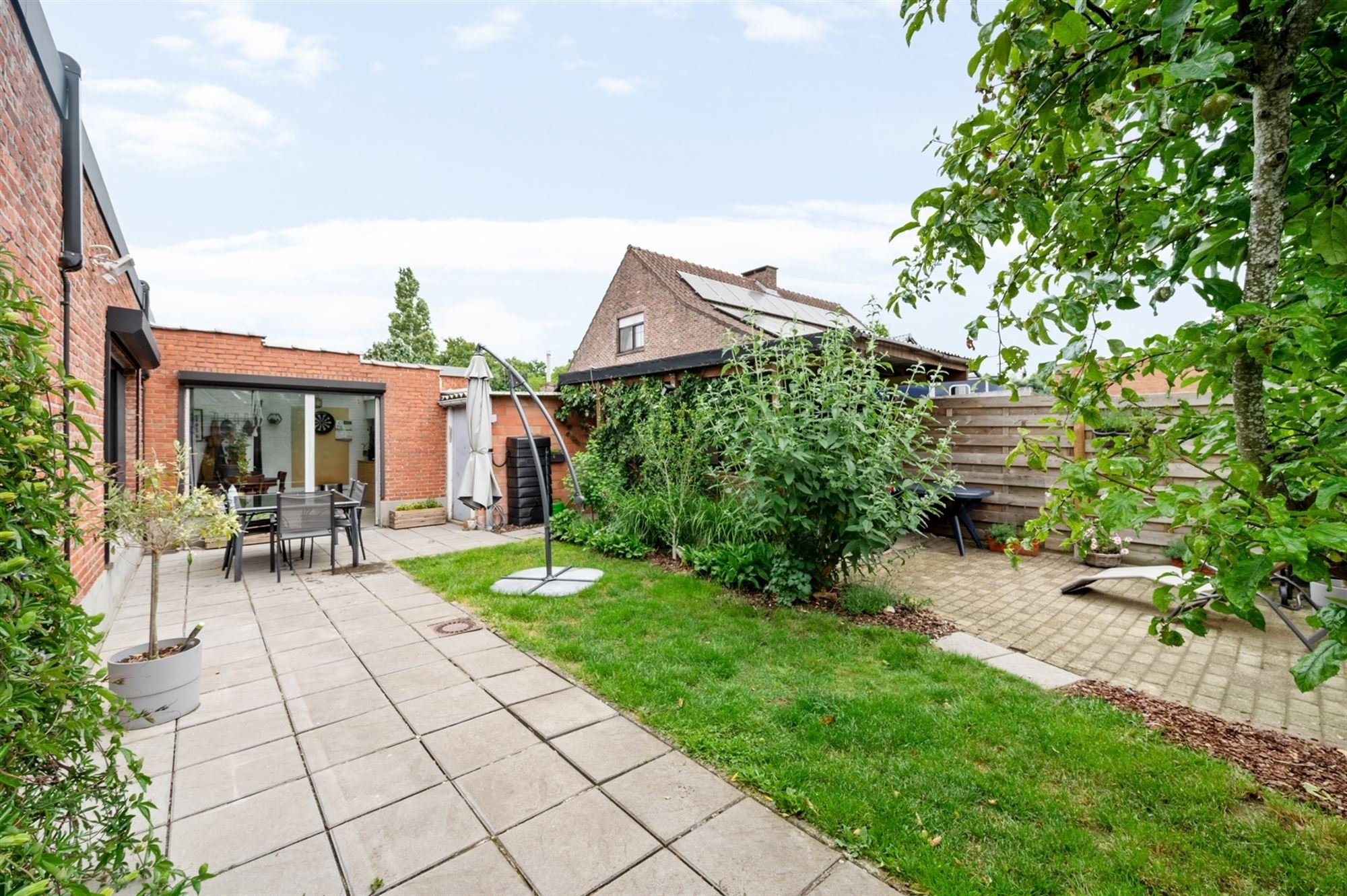 Grondig gerenoveerde, energiezuinige laagbouw te Putte foto 13
