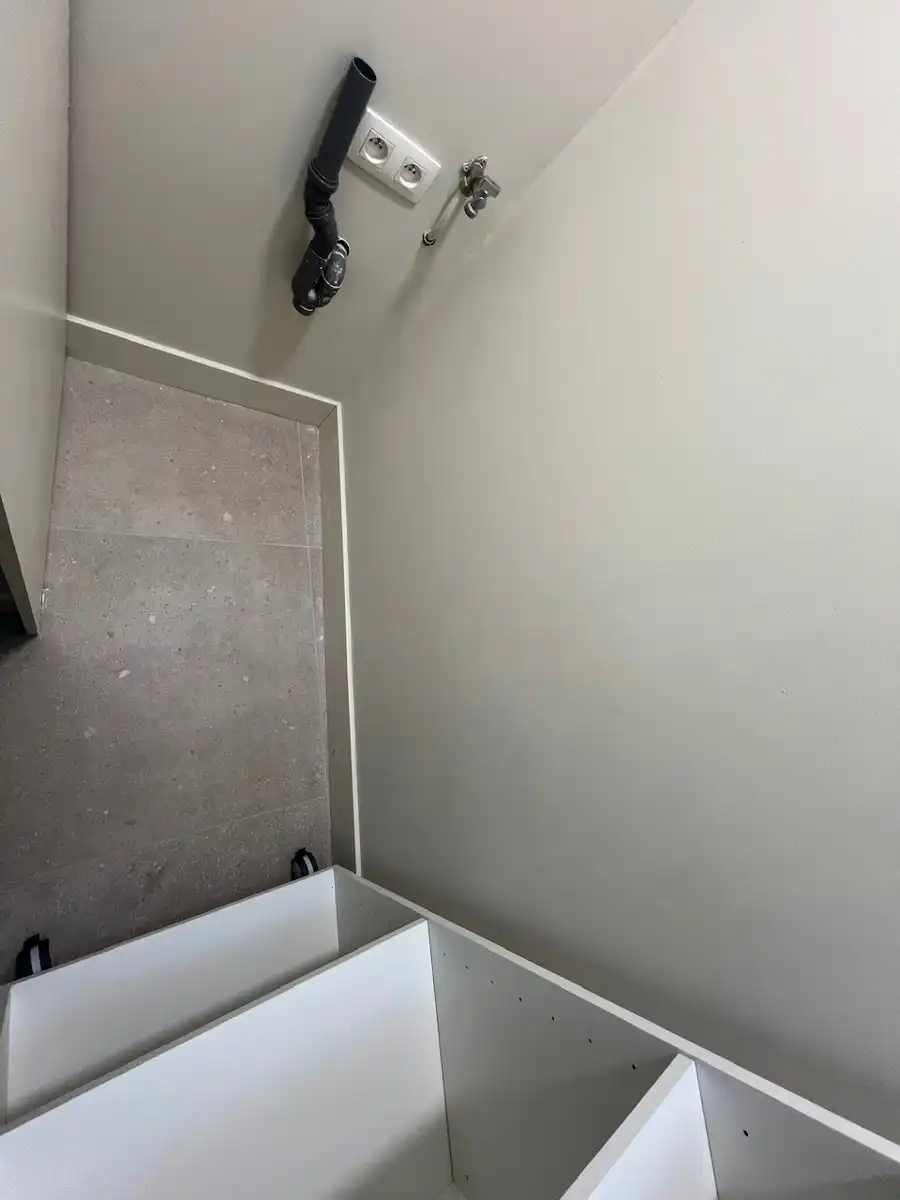 Centraal gelegen gerenoveerde woning met 2 slpk en terras foto 8