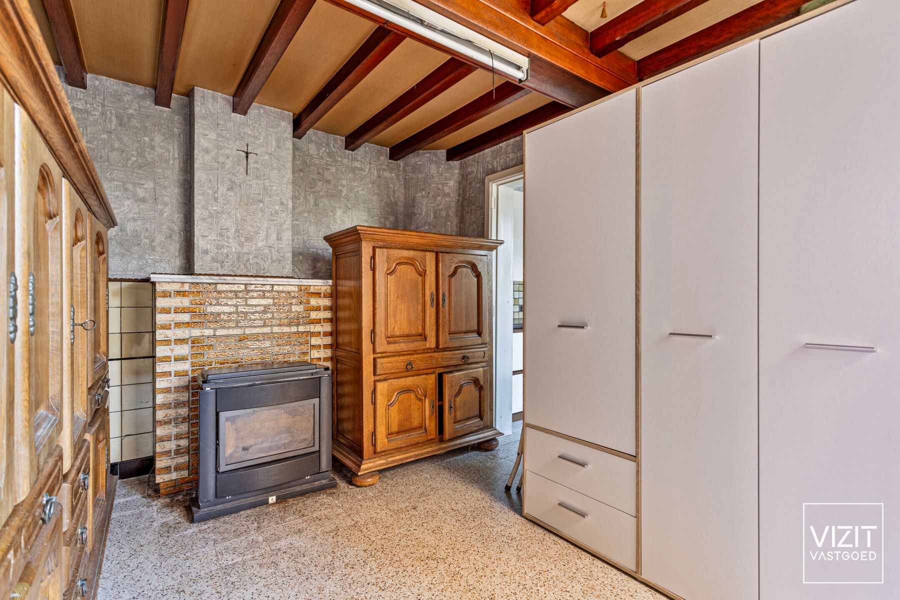 Te renoveren woonhuis met 3 slaapkamers foto 7