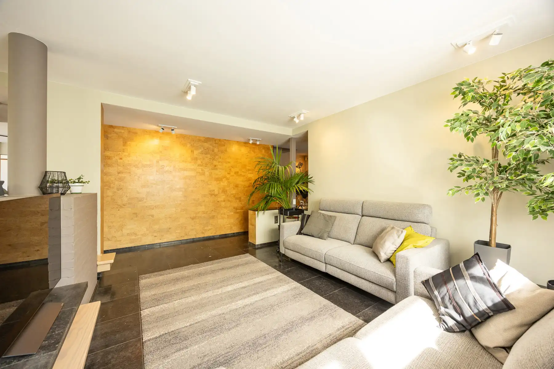 Ruime gezinswoning op een perceel van ca 675 m² in een doodlopende straat. foto 5