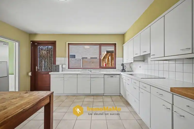 RUIME OPEN BEBOUWING MET GROTE TUIN TE KOOP IN ZELZATE foto 8