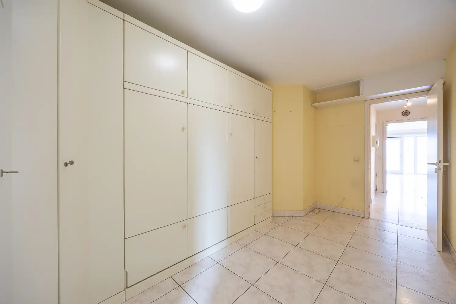 Uniek appartement met frontaal zicht op het casinoplein (met zeezicht!) foto 20