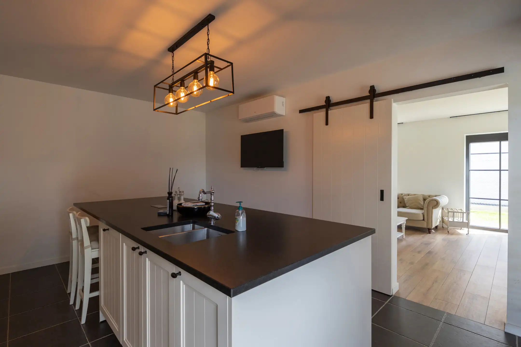 Huis te huur foto 9