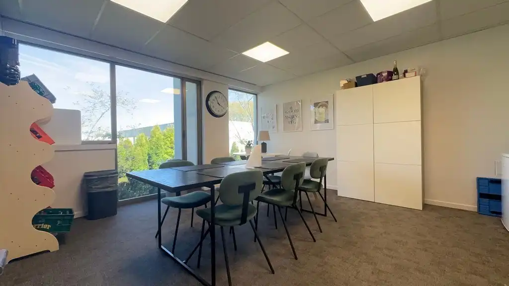 Instapklare kantoren te huur in Latem Business Park foto 14