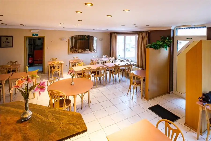 HANDELSHUIS MET VEEL POTENTIEEL IN HET CENTRUM VAN GINGELOM foto 20